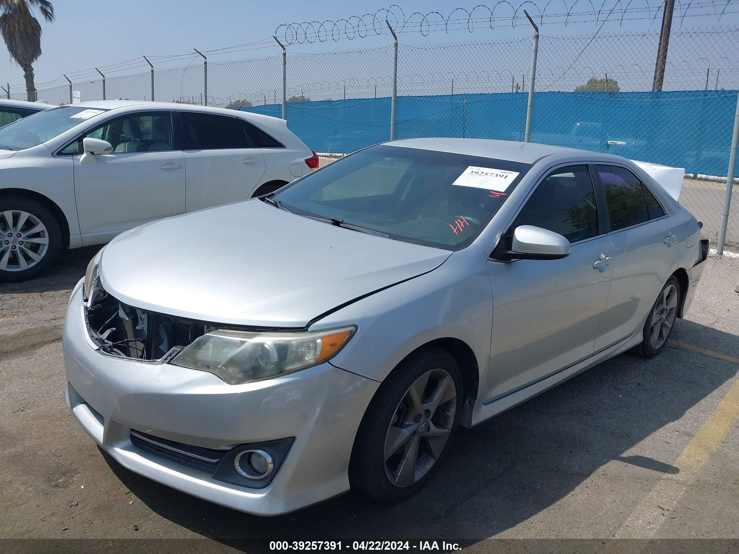 2014 Toyota Camry Se V6 vin: 4T1BK1FK6EU025675