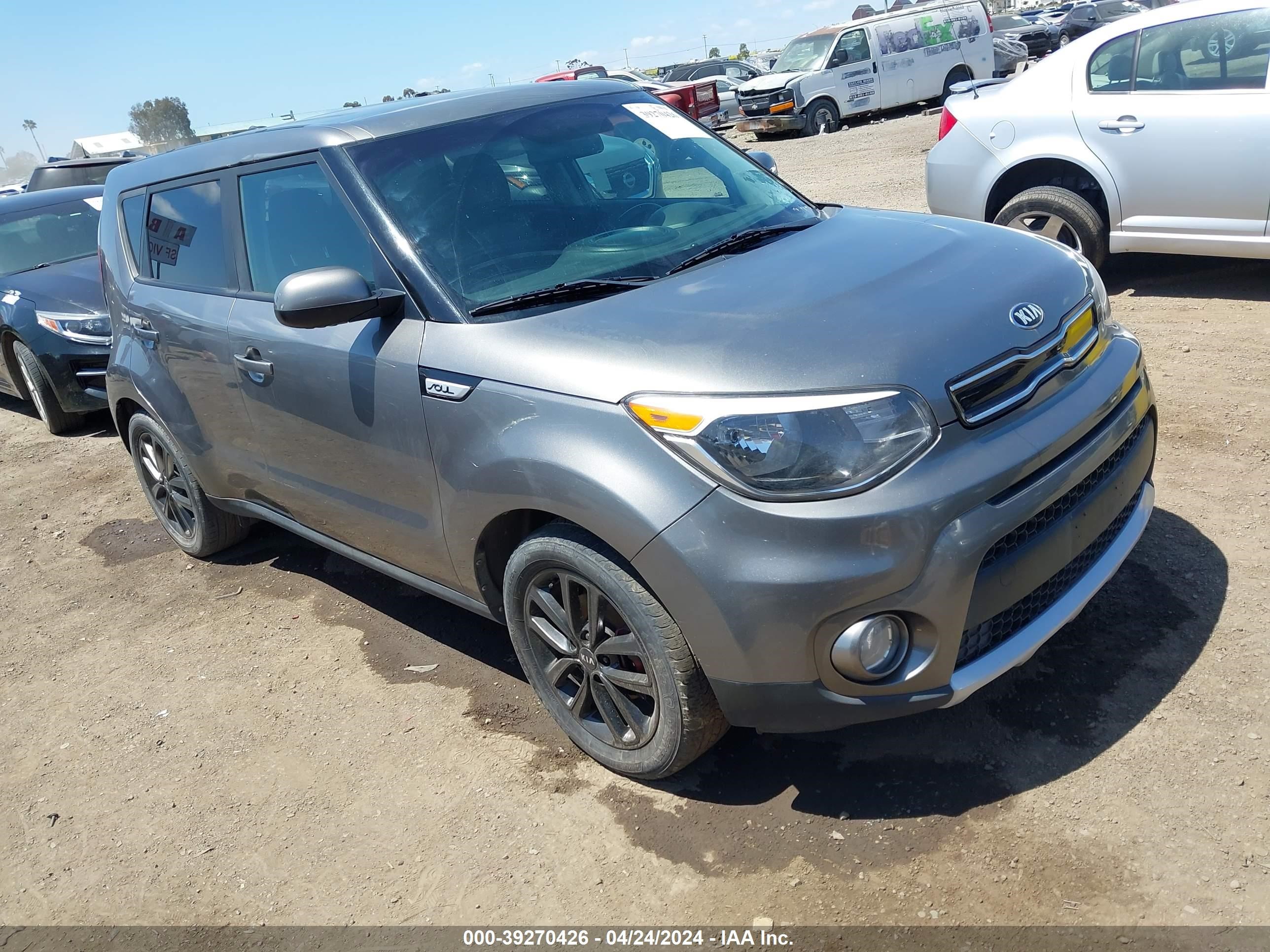 2018 Kia Soul + vin: KNDJP3A52J7527994