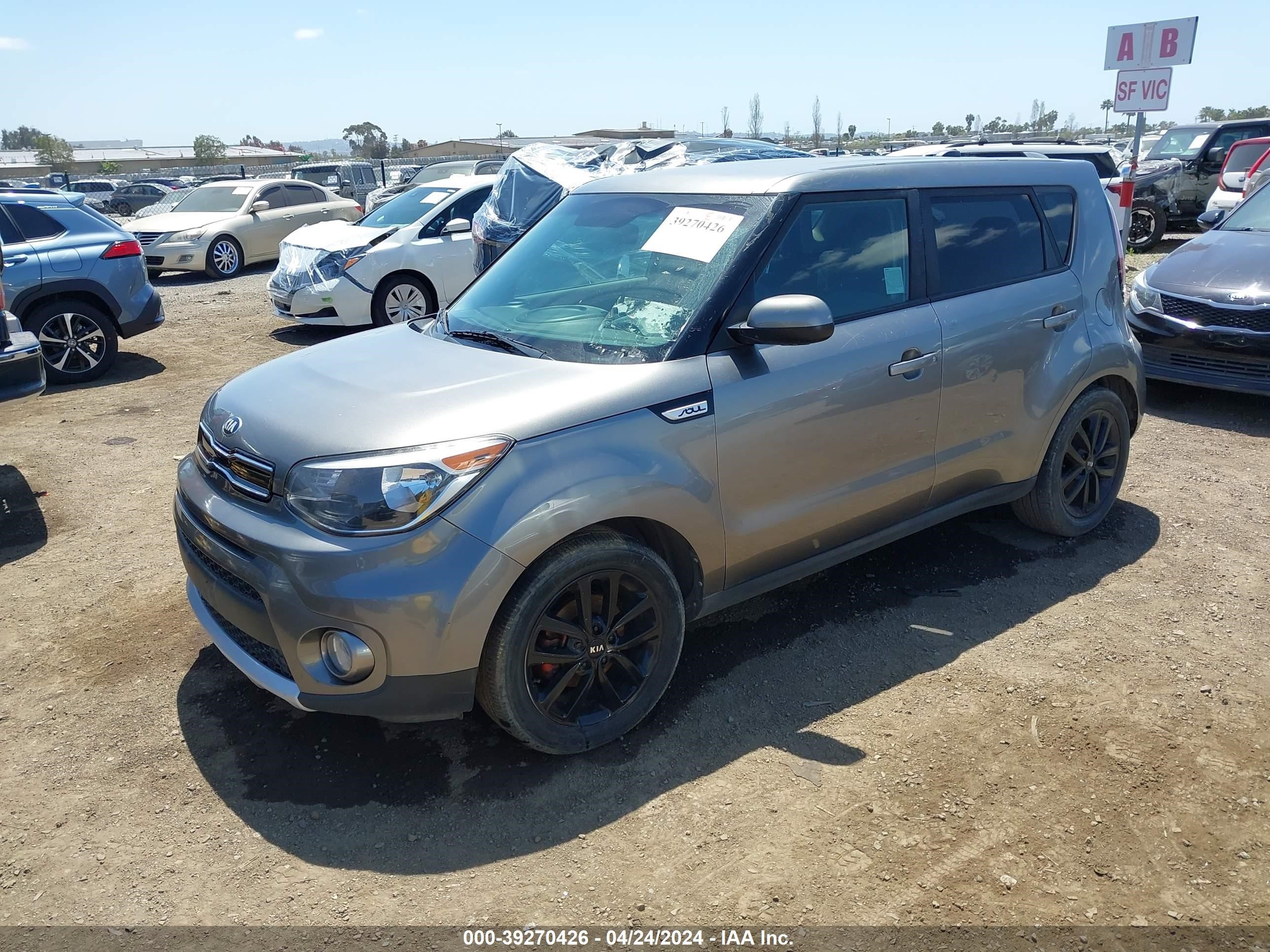 2018 Kia Soul + vin: KNDJP3A52J7527994