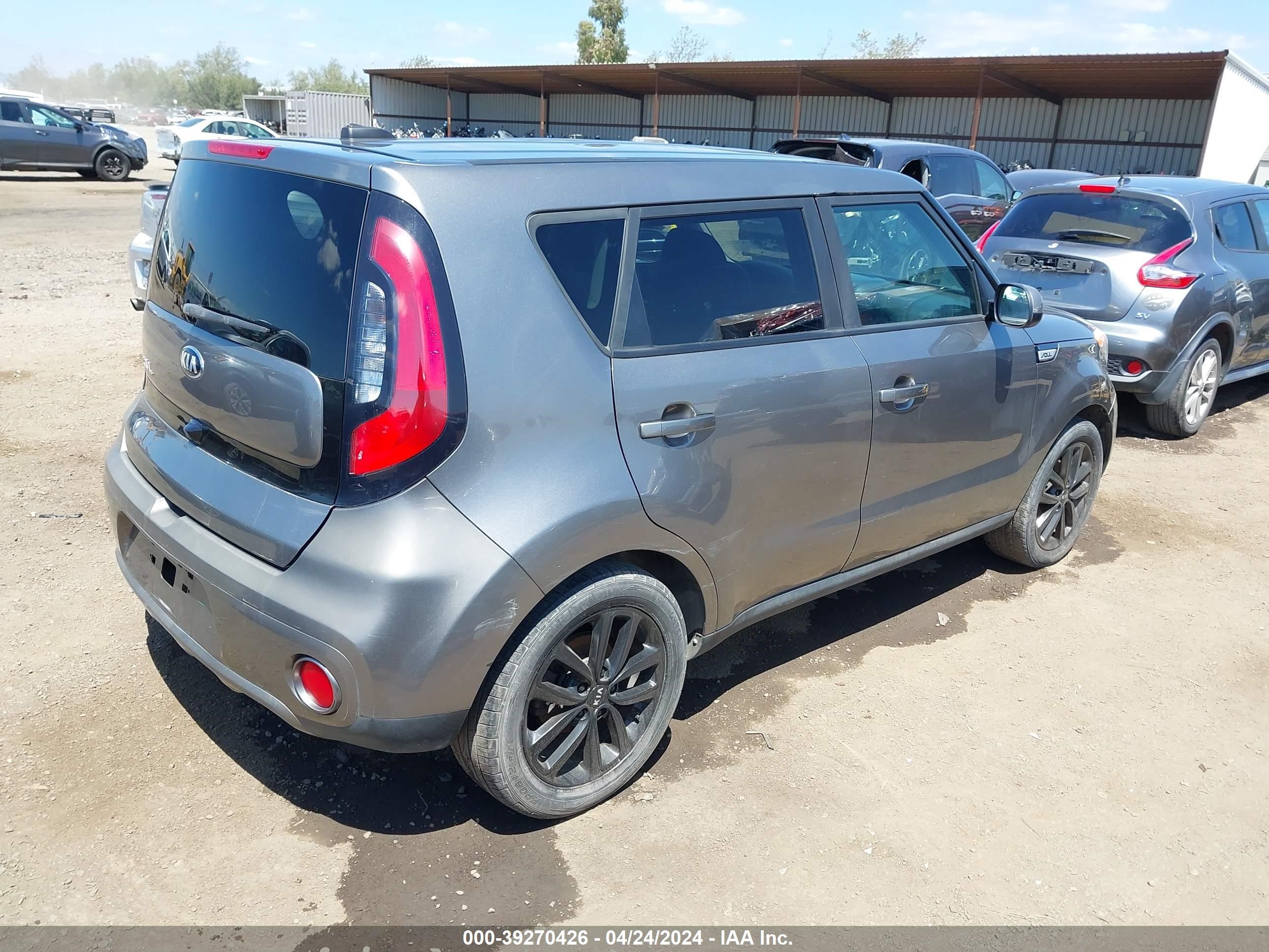 2018 Kia Soul + vin: KNDJP3A52J7527994