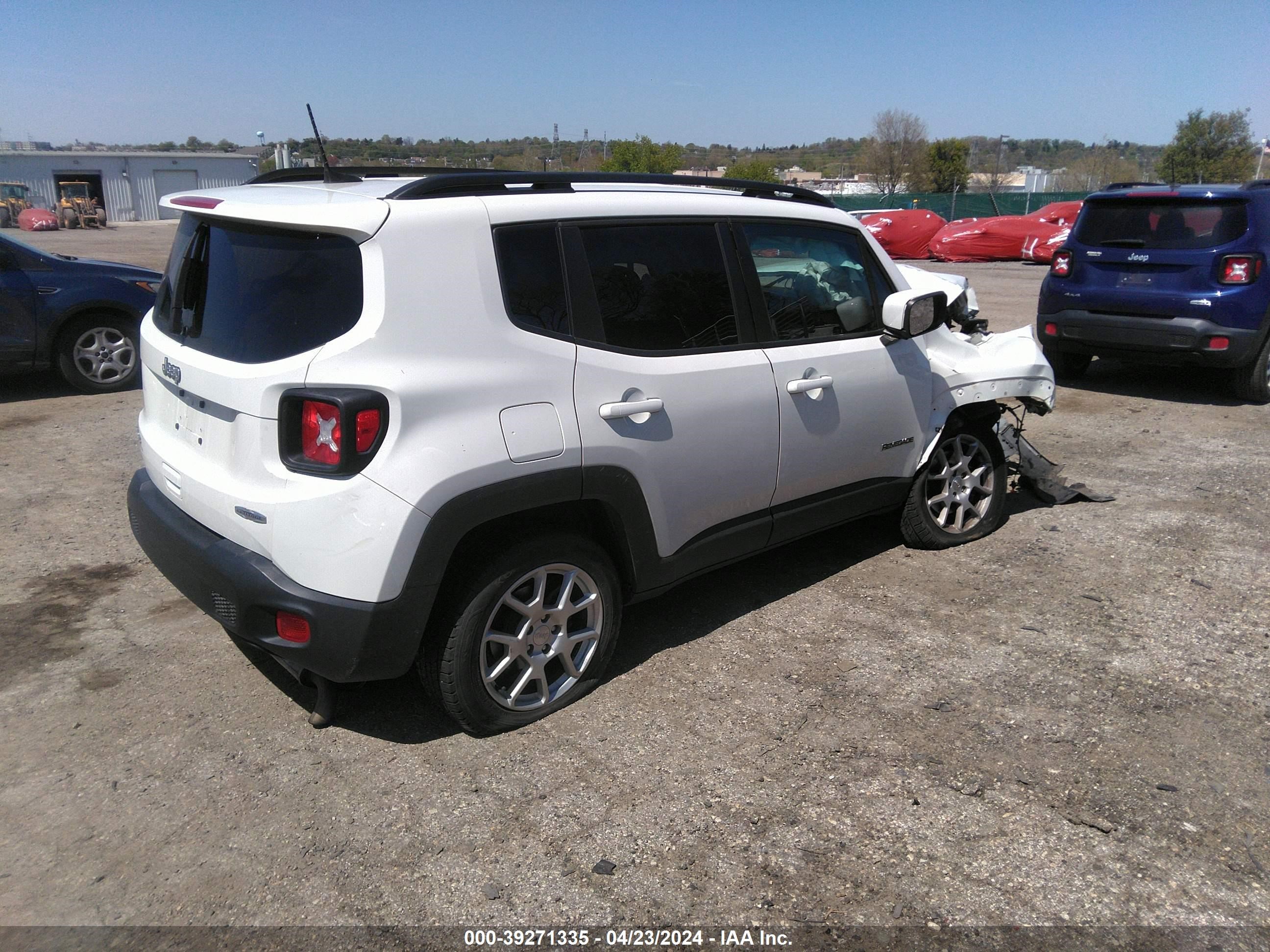 2019 Jeep Renegade Latitude 4X4 vin: ZACNJBBB2KPJ75972