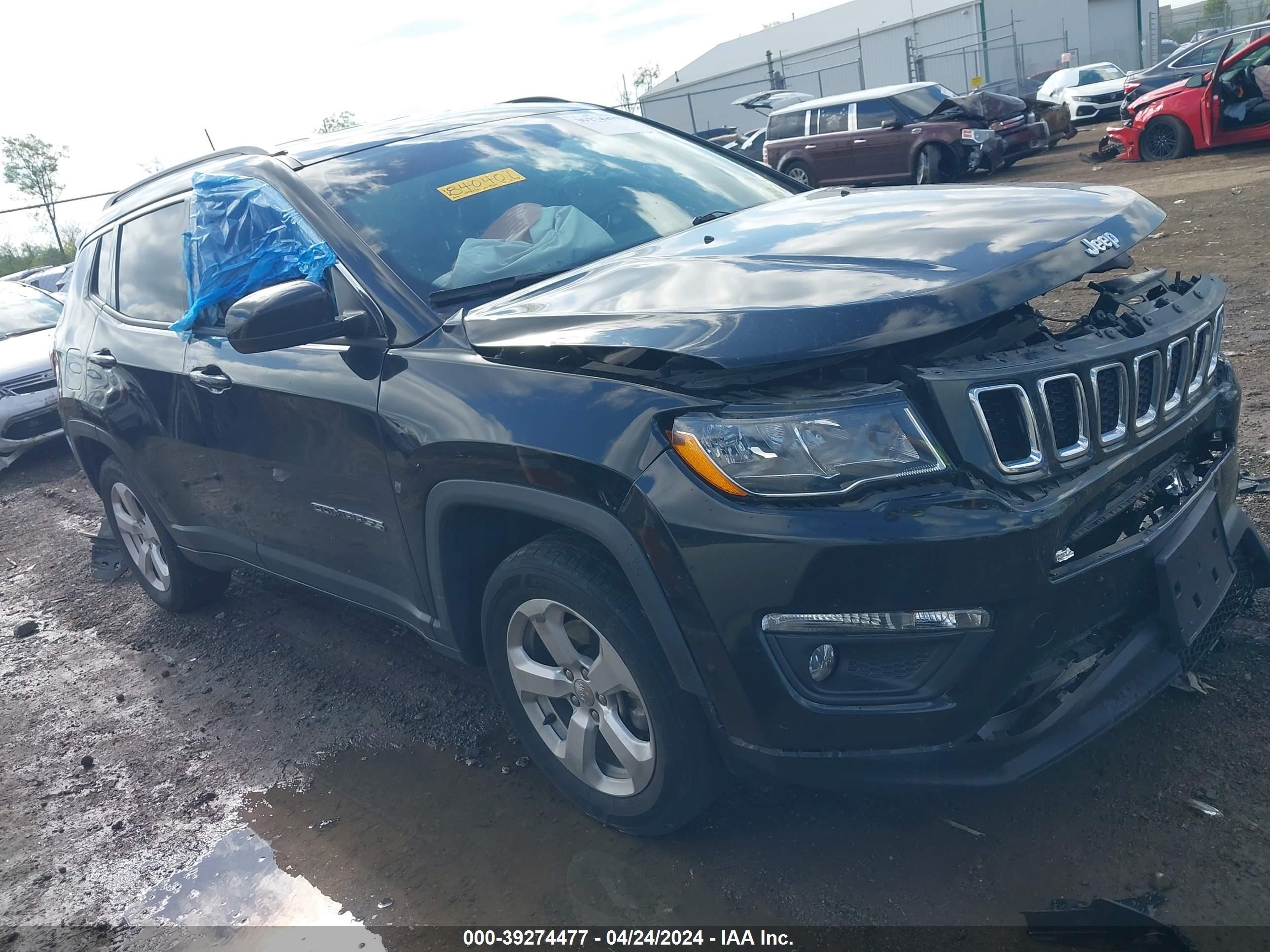 2019 Jeep Compass Latitude 4X4 vin: 3C4NJDBBXKT840401