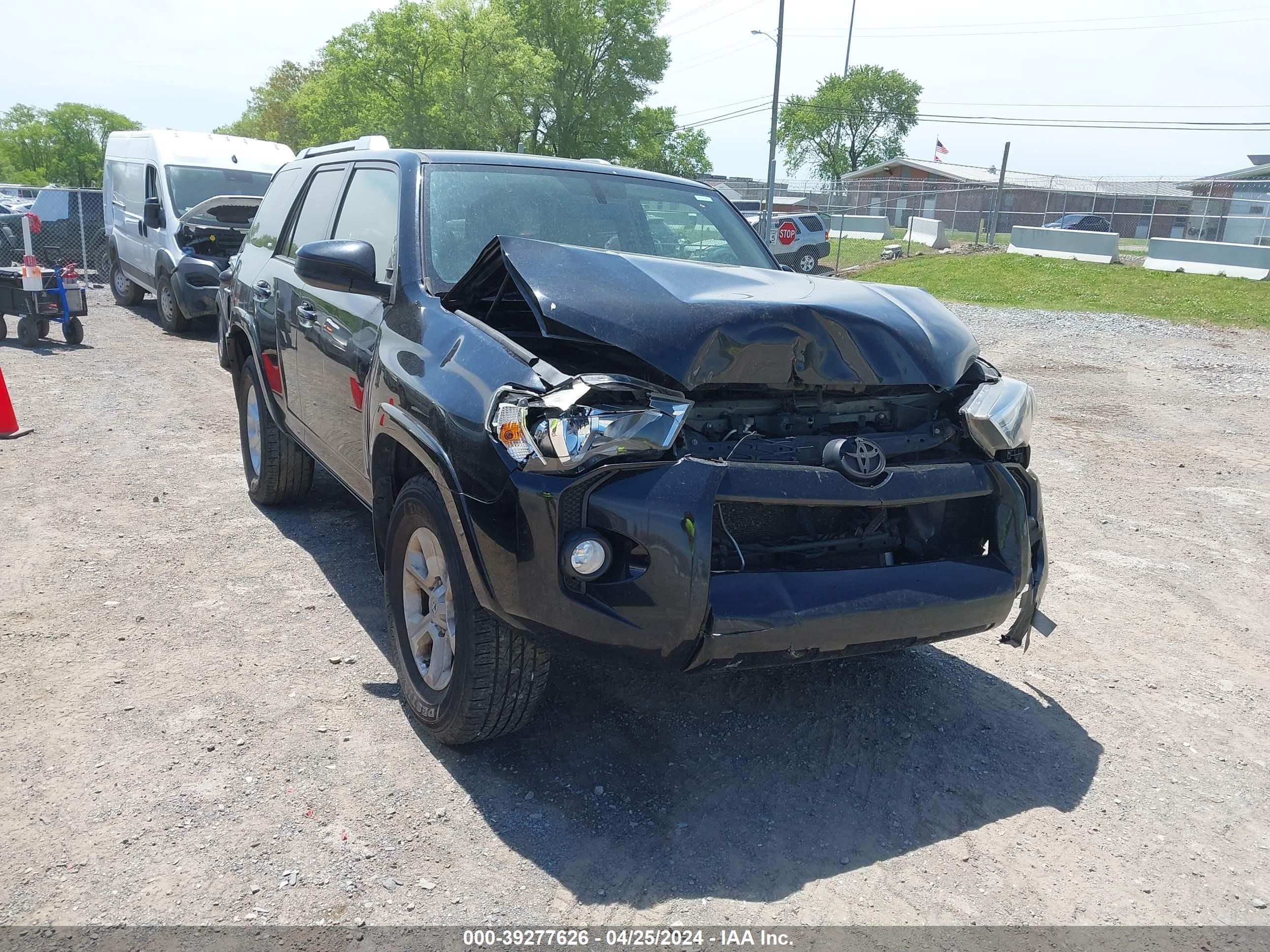 2015 Toyota 4Runner Sr5 vin: JTEZU5JR4F5092663