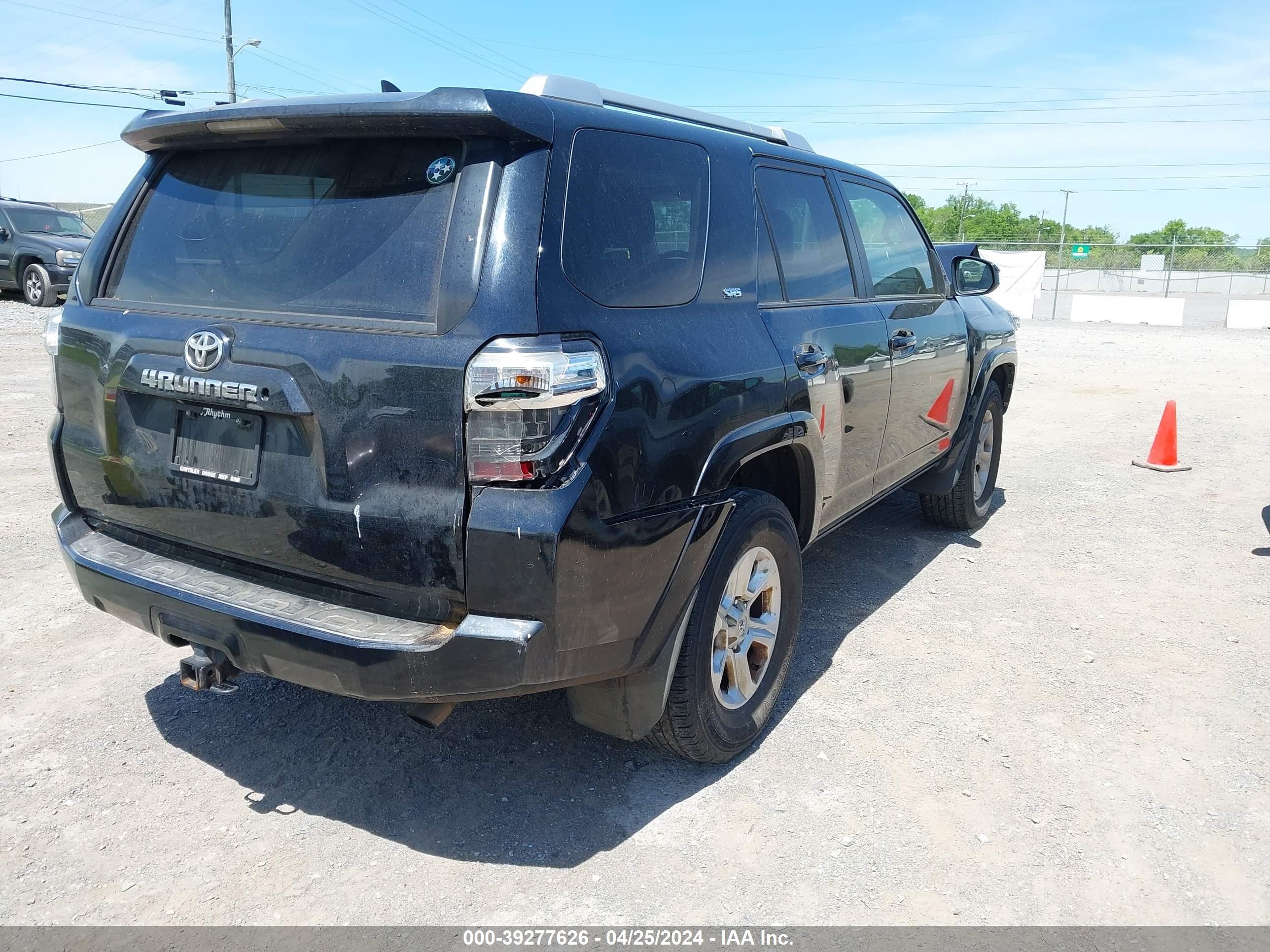 2015 Toyota 4Runner Sr5 vin: JTEZU5JR4F5092663