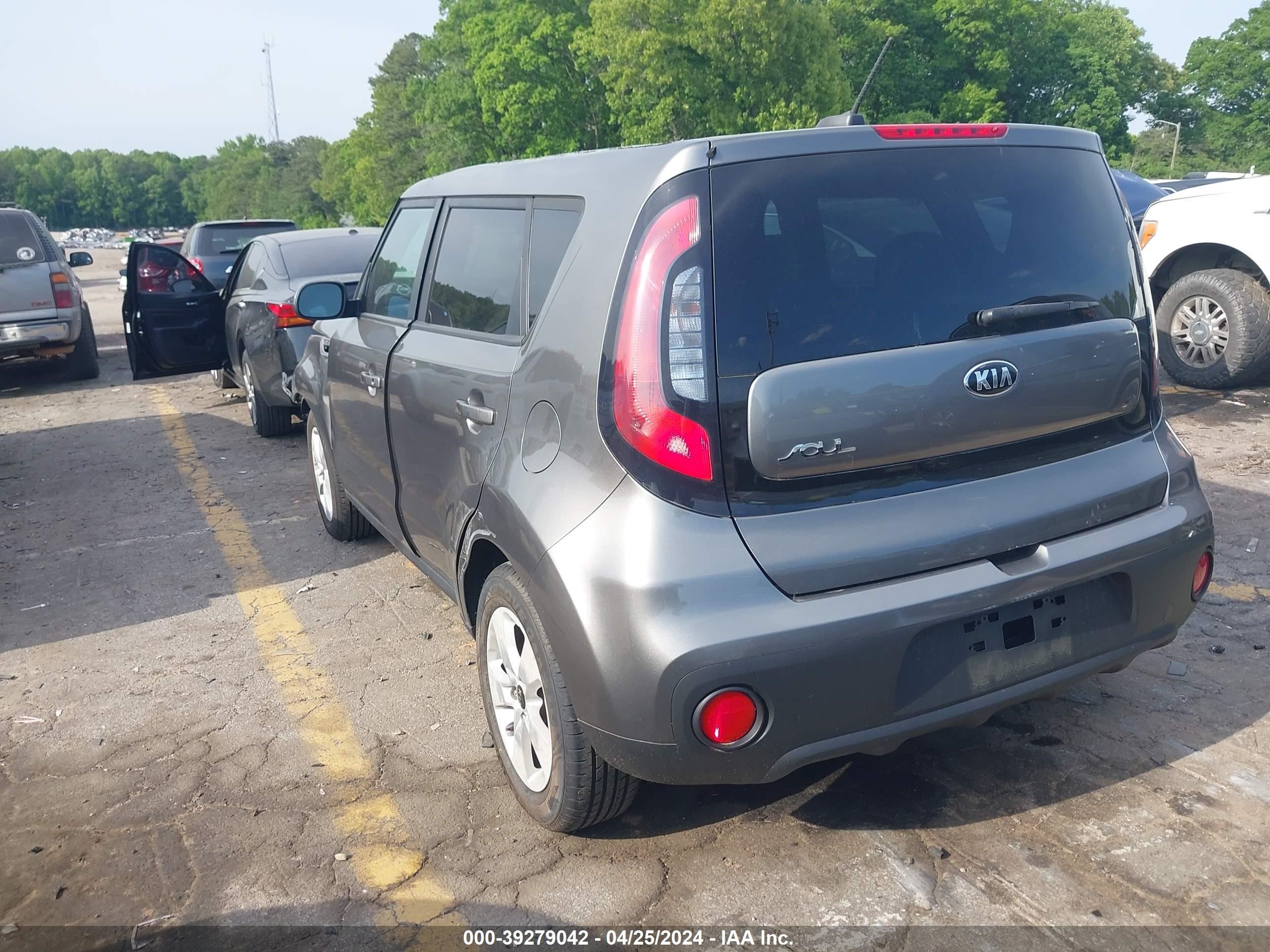 2018 Kia Soul vin: KNDJN2A26J7594068