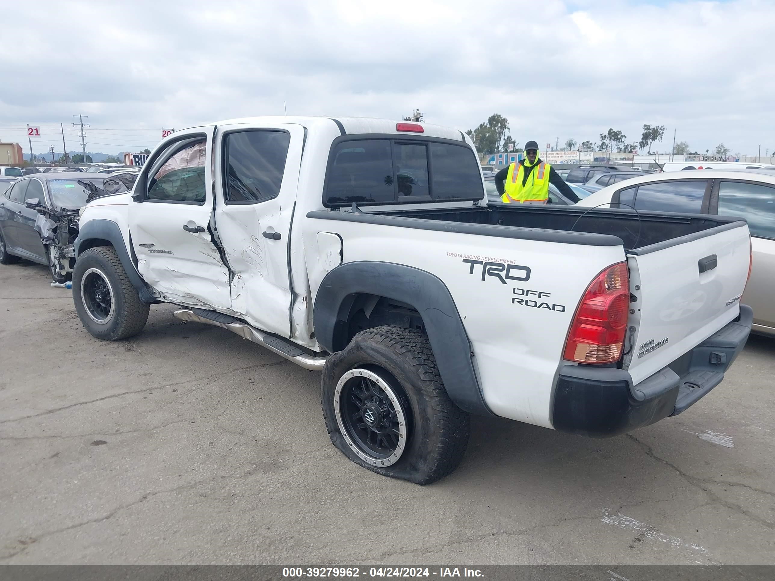 2014 Toyota Tacoma Prerunner vin: 5TFJX4GN3EX027166