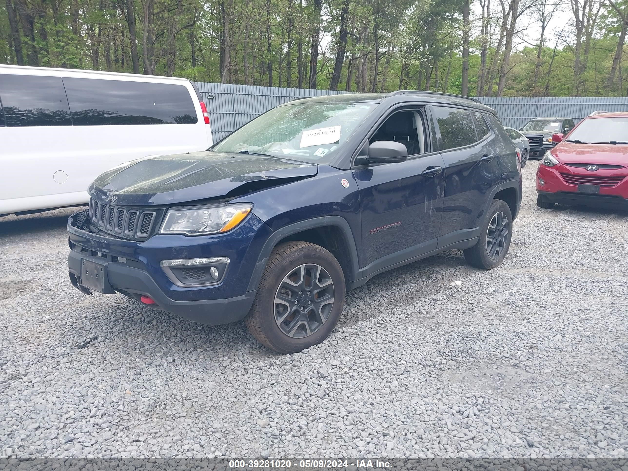 2019 Jeep Compass Trailhawk 4X4 vin: 3C4NJDDB3KT759768