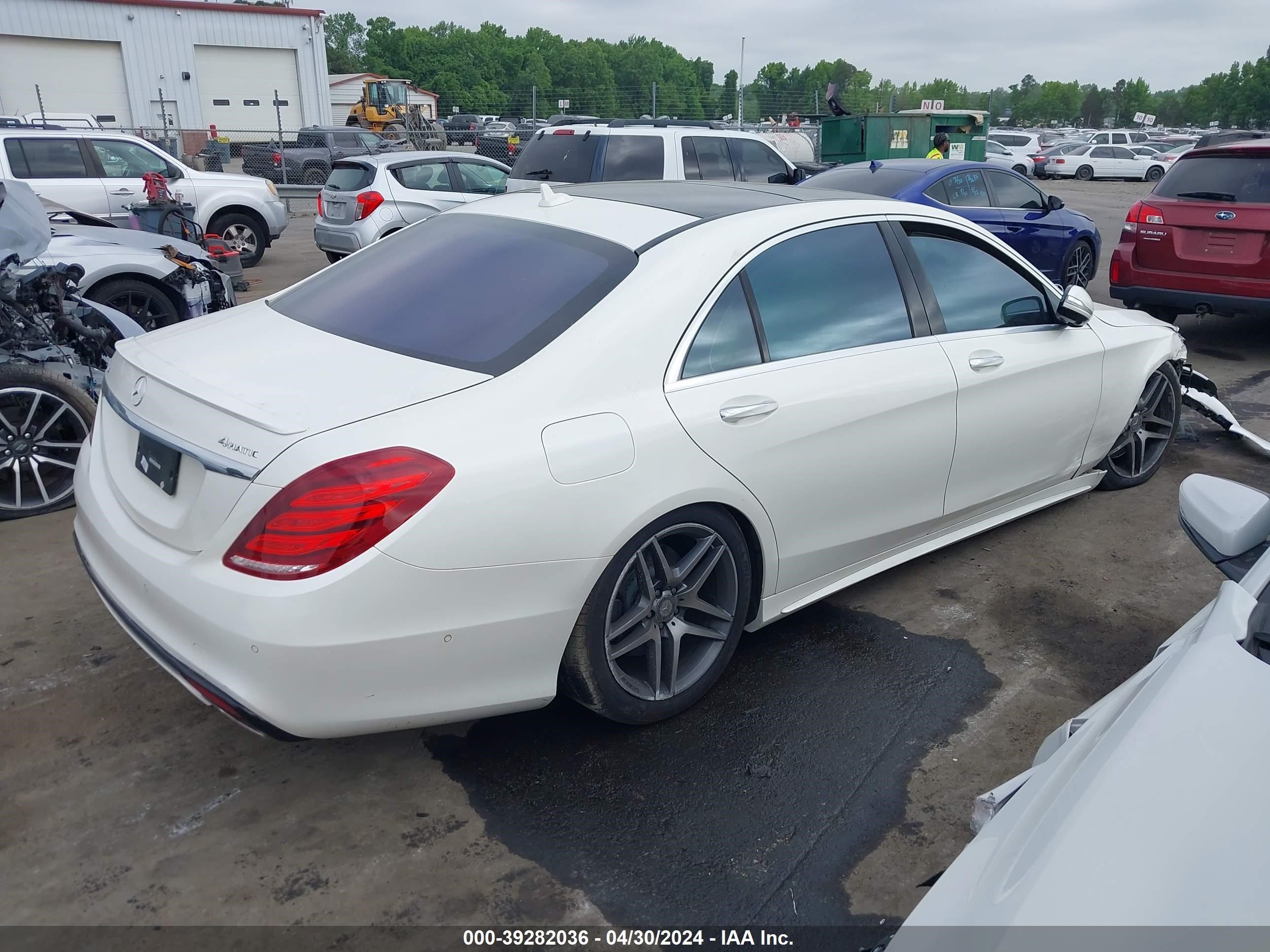 2015 Mercedes-Benz S 550 4Matic vin: WDDUG8FB4FA185263