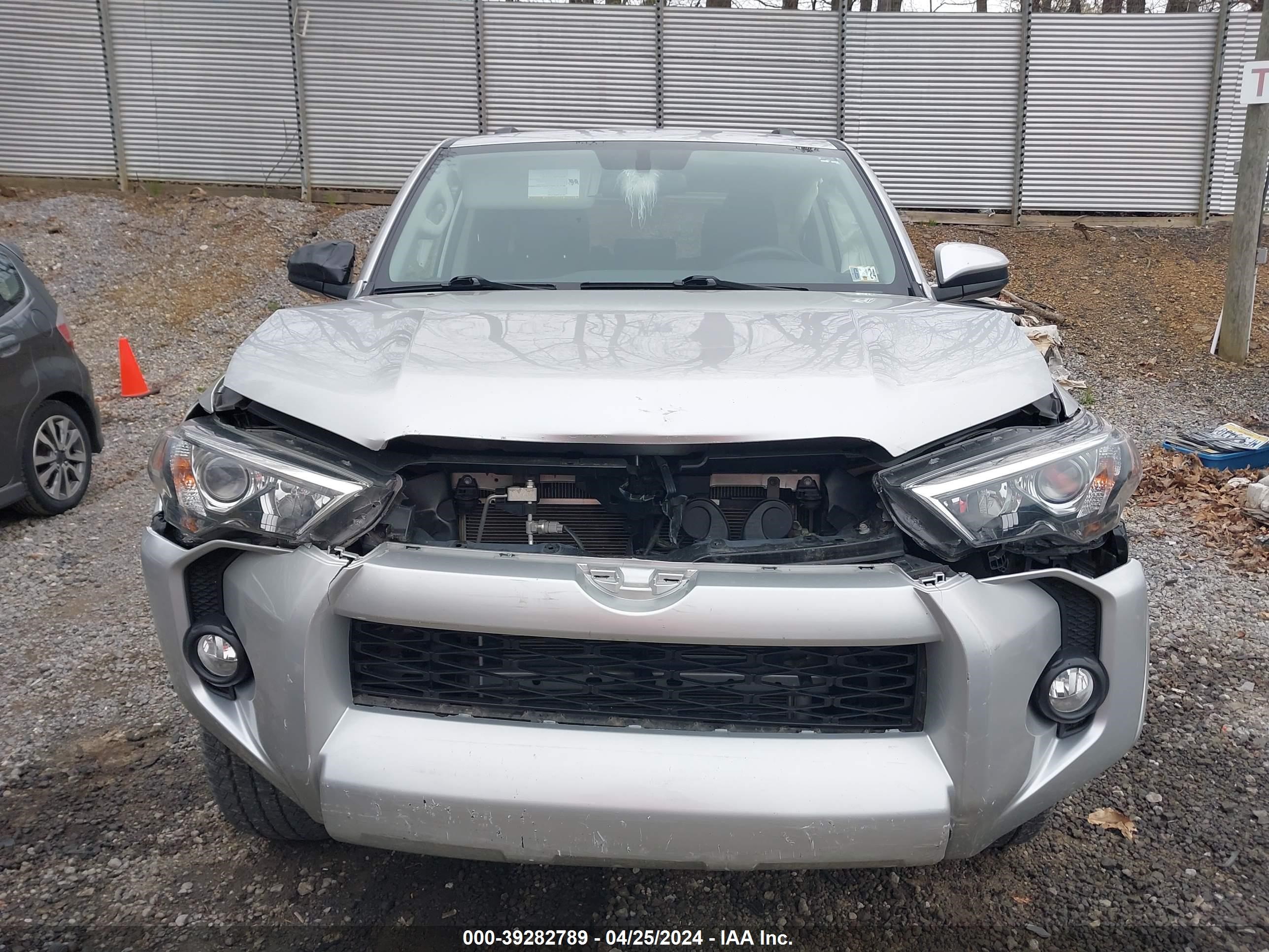 2019 Toyota 4Runner Sr5 vin: JTEBU5JR2K5701342