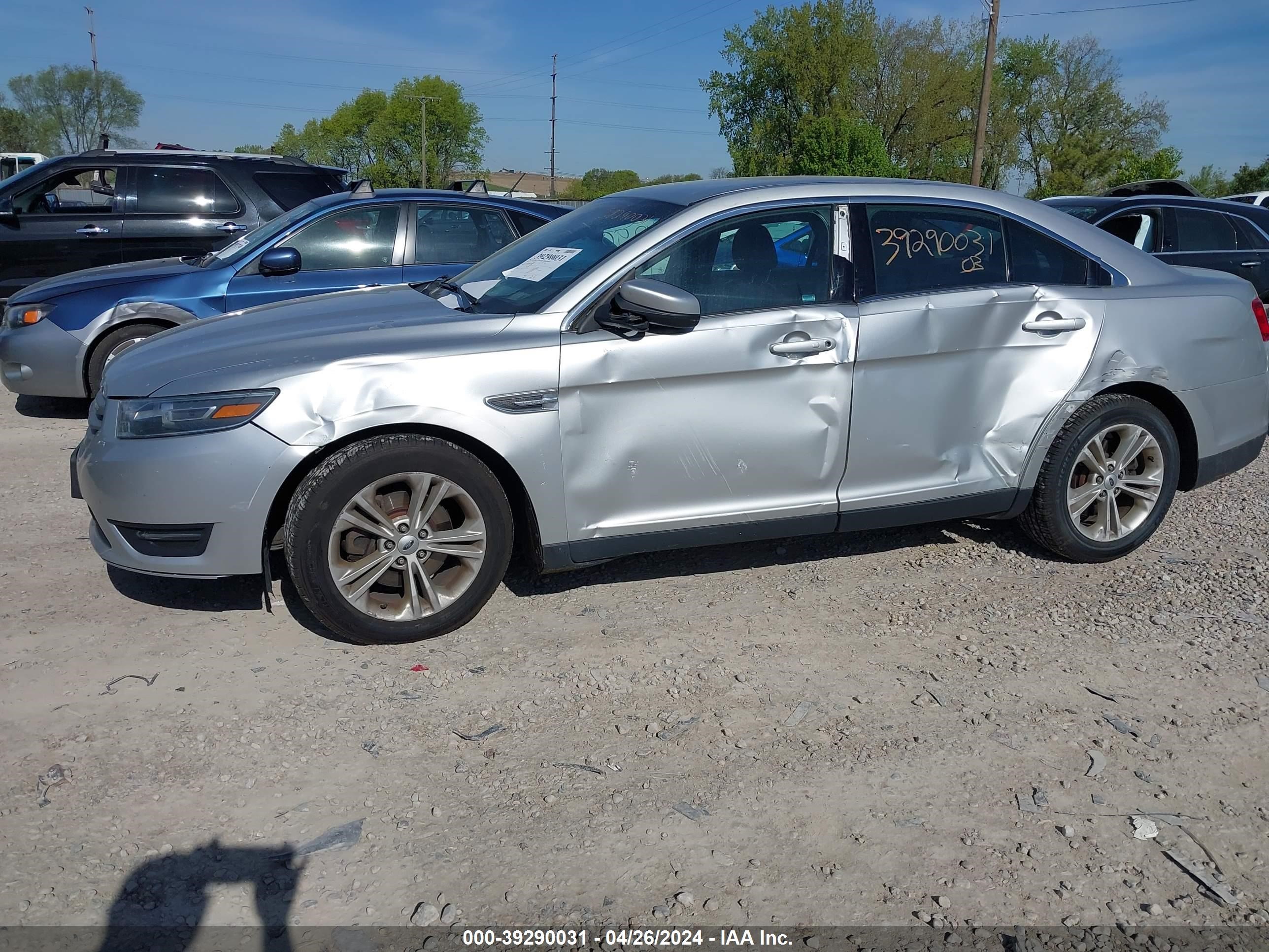 2016 Ford Taurus Sel vin: 1FAHP2E82GG108670