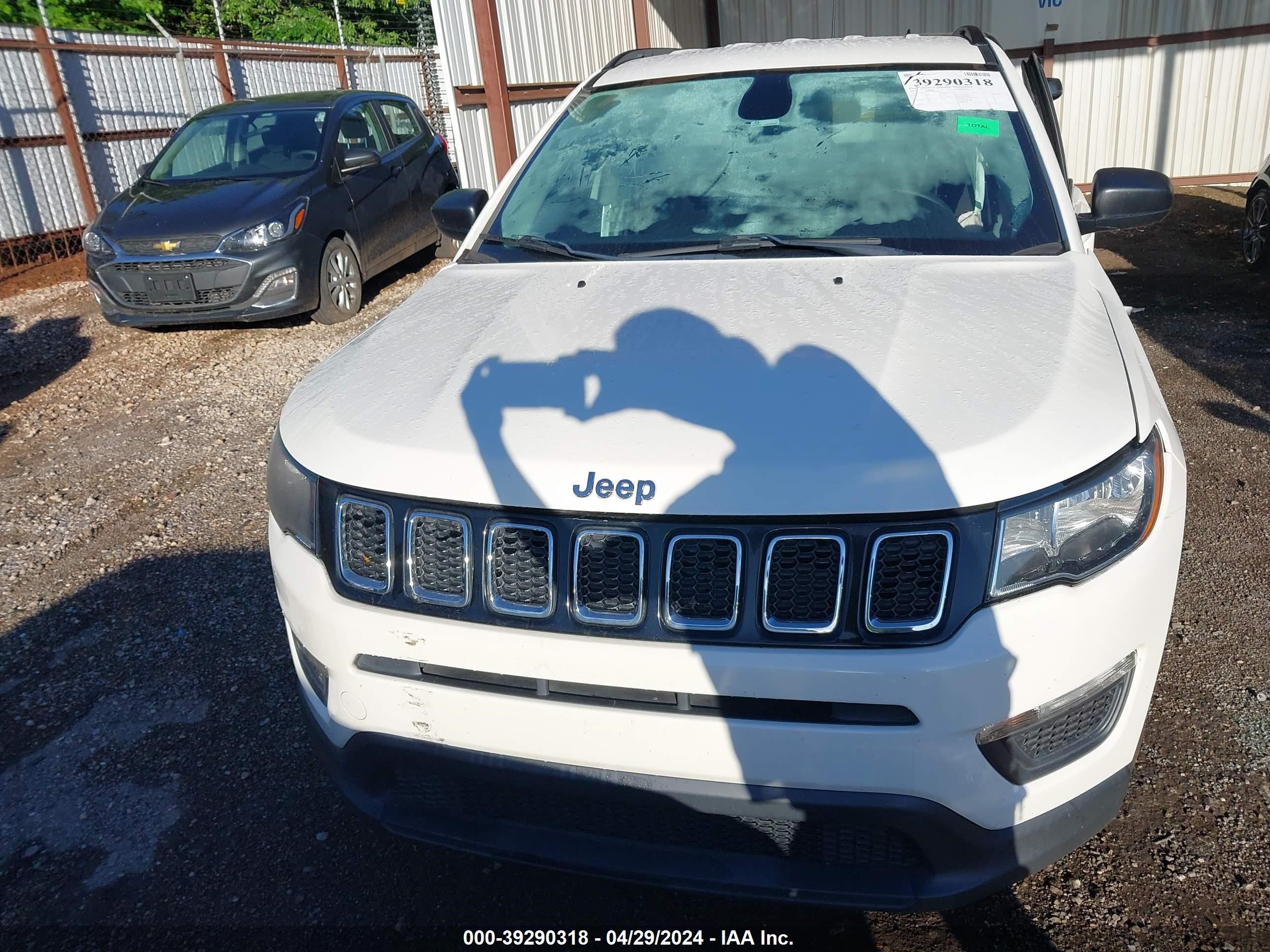 2020 Jeep Compass Sport Fwd vin: 3C4NJCAB7LT253506