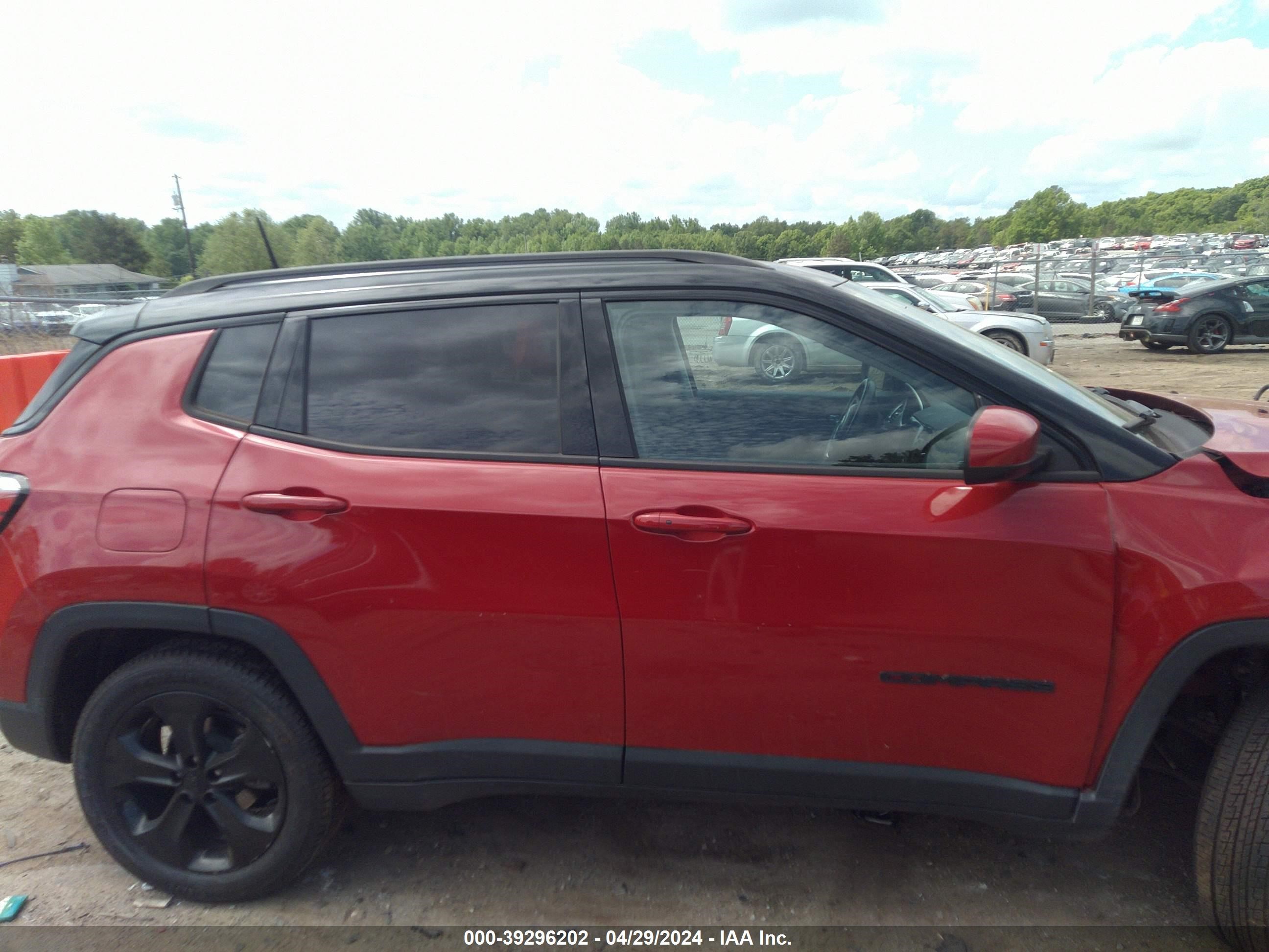 2018 Jeep Compass Altitude Fwd vin: 3C4NJCBB6JT322472