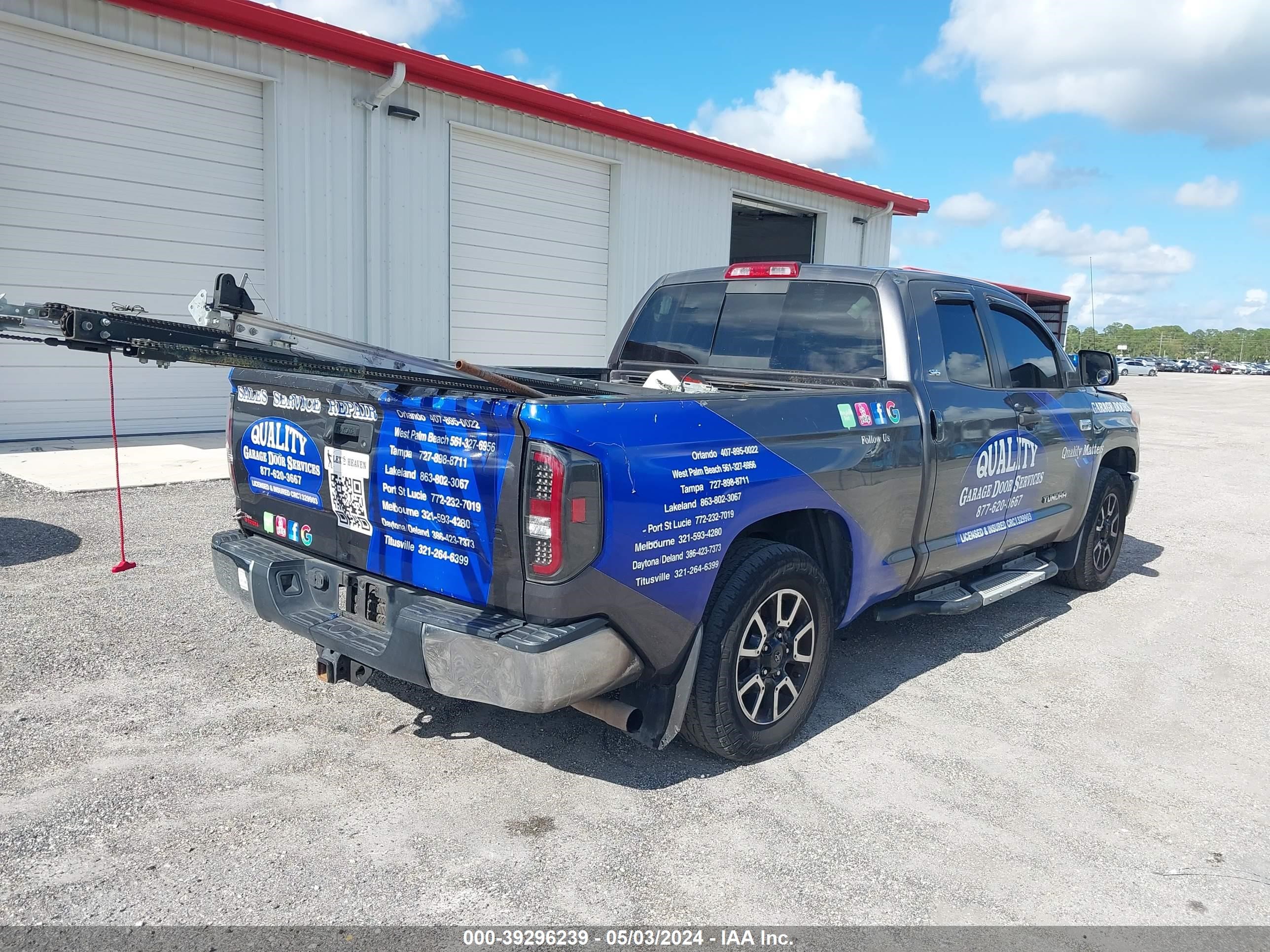 2017 Toyota Tundra Sr5 5.7L V8 vin: 5TFRW5F14HX223583