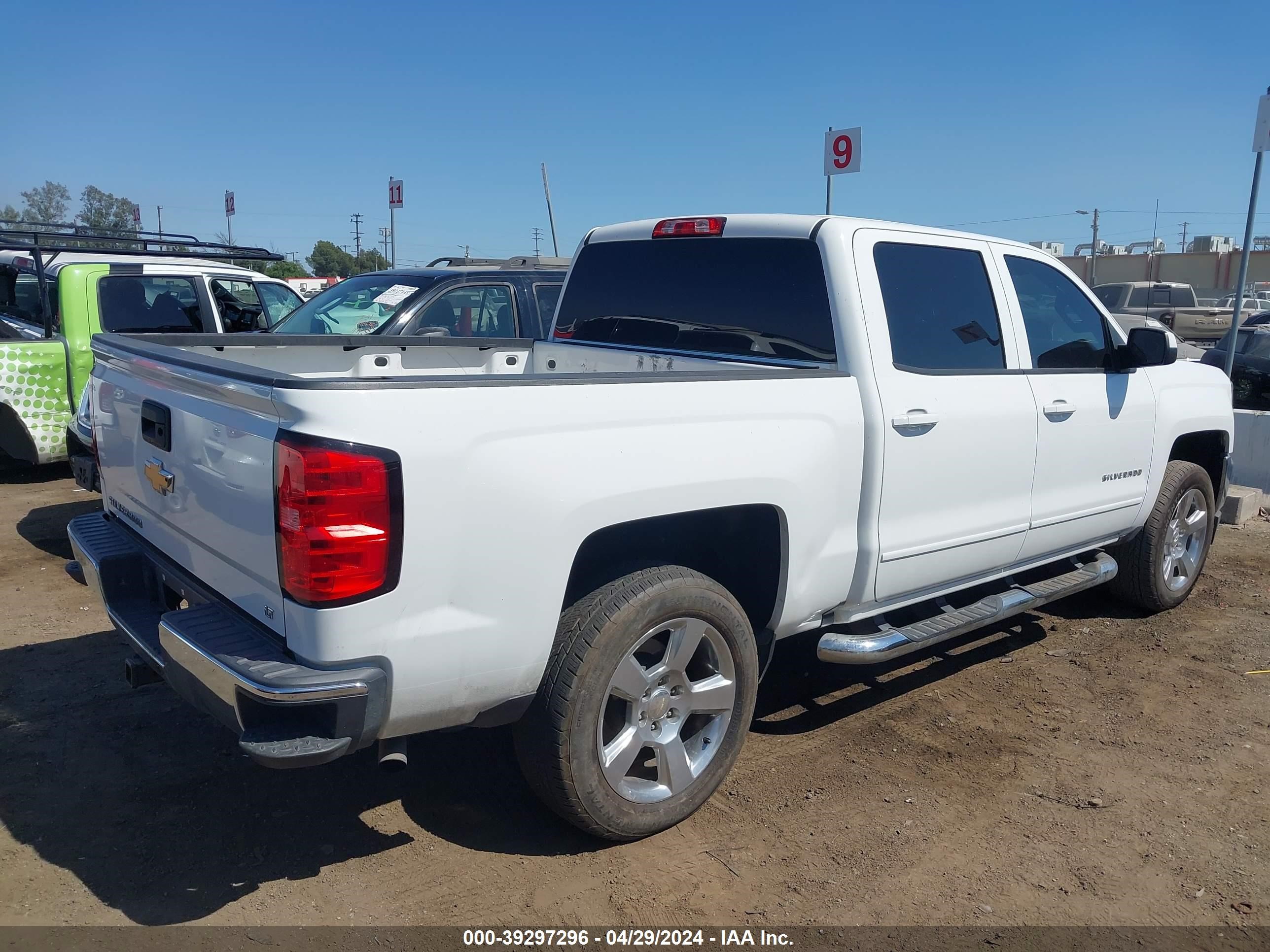 2018 Chevrolet Silverado 1500 1Lt vin: 3GCPCREC1JG469141