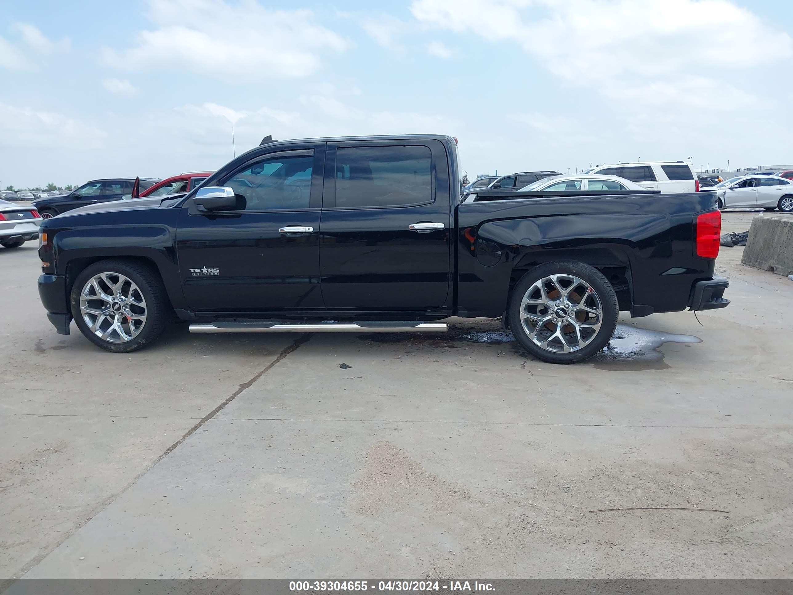 2018 Chevrolet Silverado 1500 Custom vin: 3GCPCPEC7JG280465