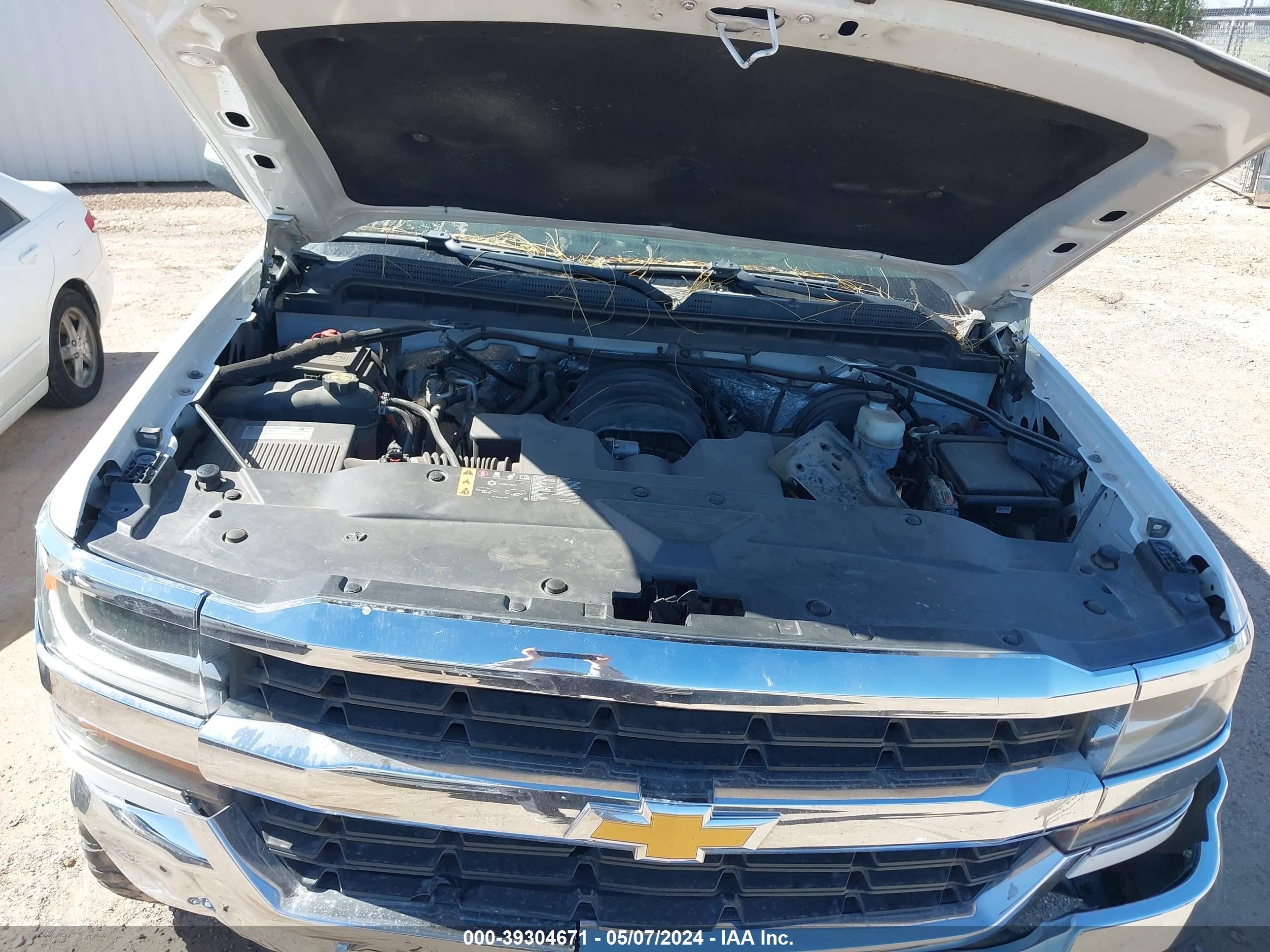 2018 Chevrolet Silverado 1500 1Lt vin: 3GCUKREC9JG285071