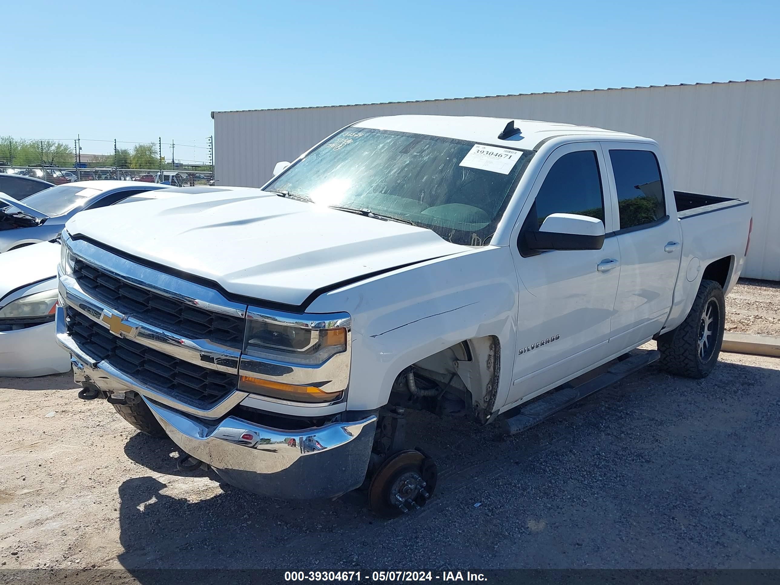 2018 Chevrolet Silverado 1500 1Lt vin: 3GCUKREC9JG285071