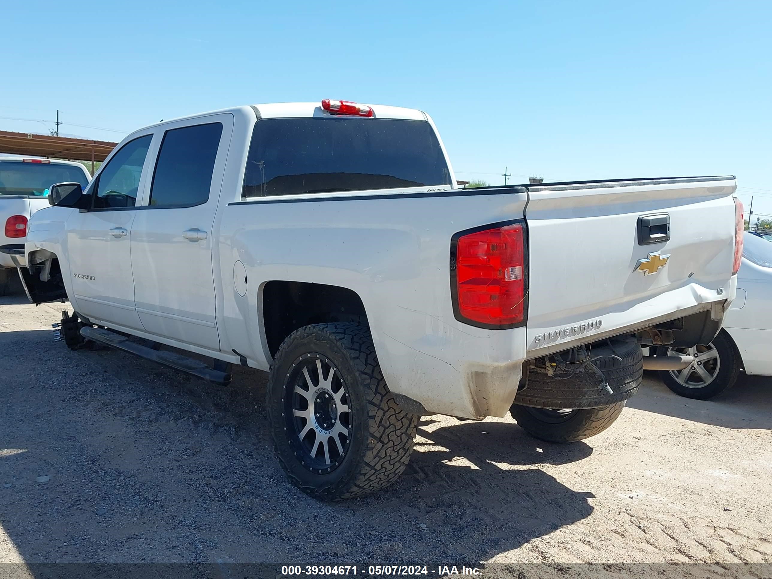 2018 Chevrolet Silverado 1500 1Lt vin: 3GCUKREC9JG285071