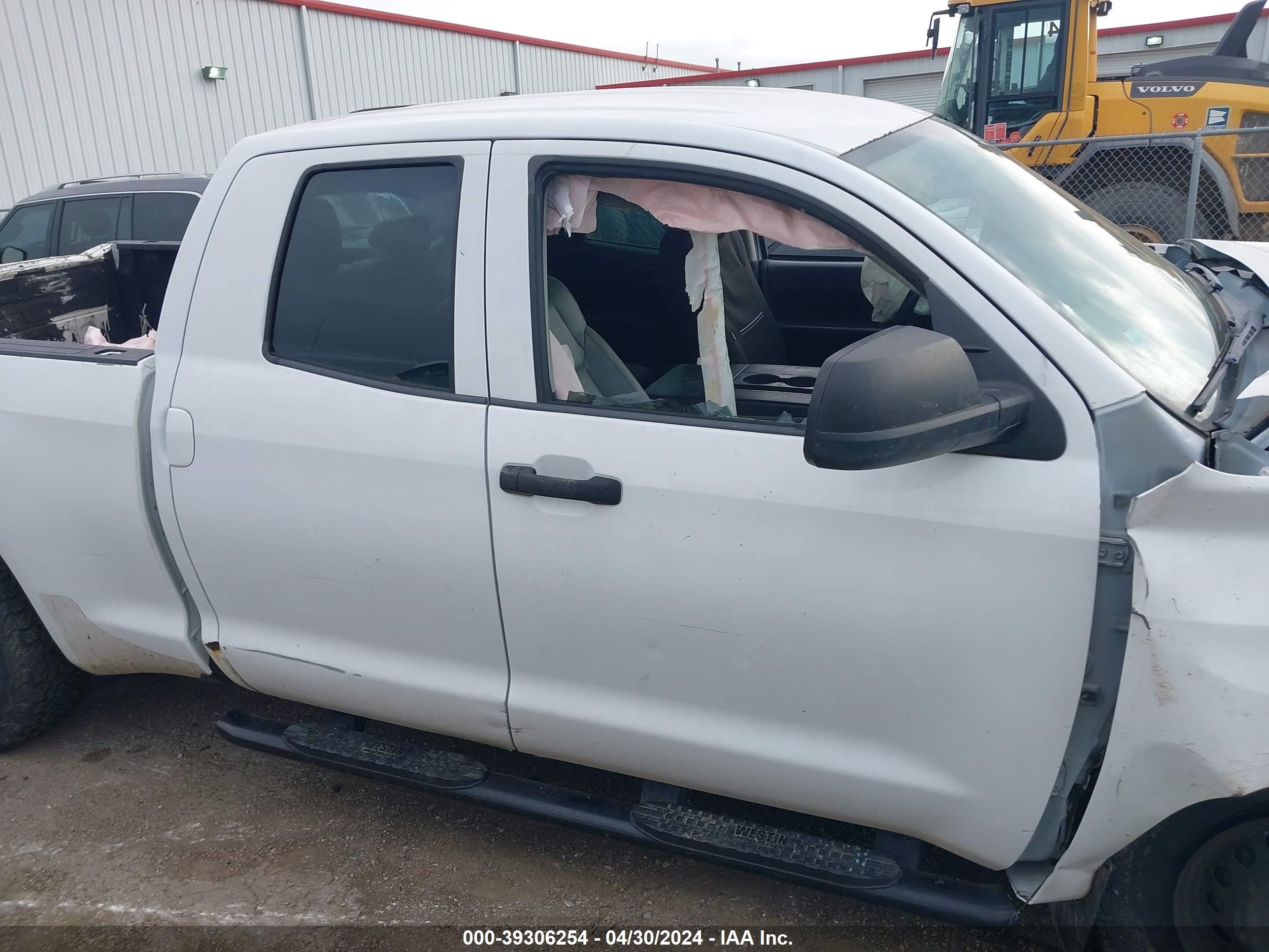 2014 Toyota Tundra Sr 4.6L V8 vin: 5TFRM5F12EX076438