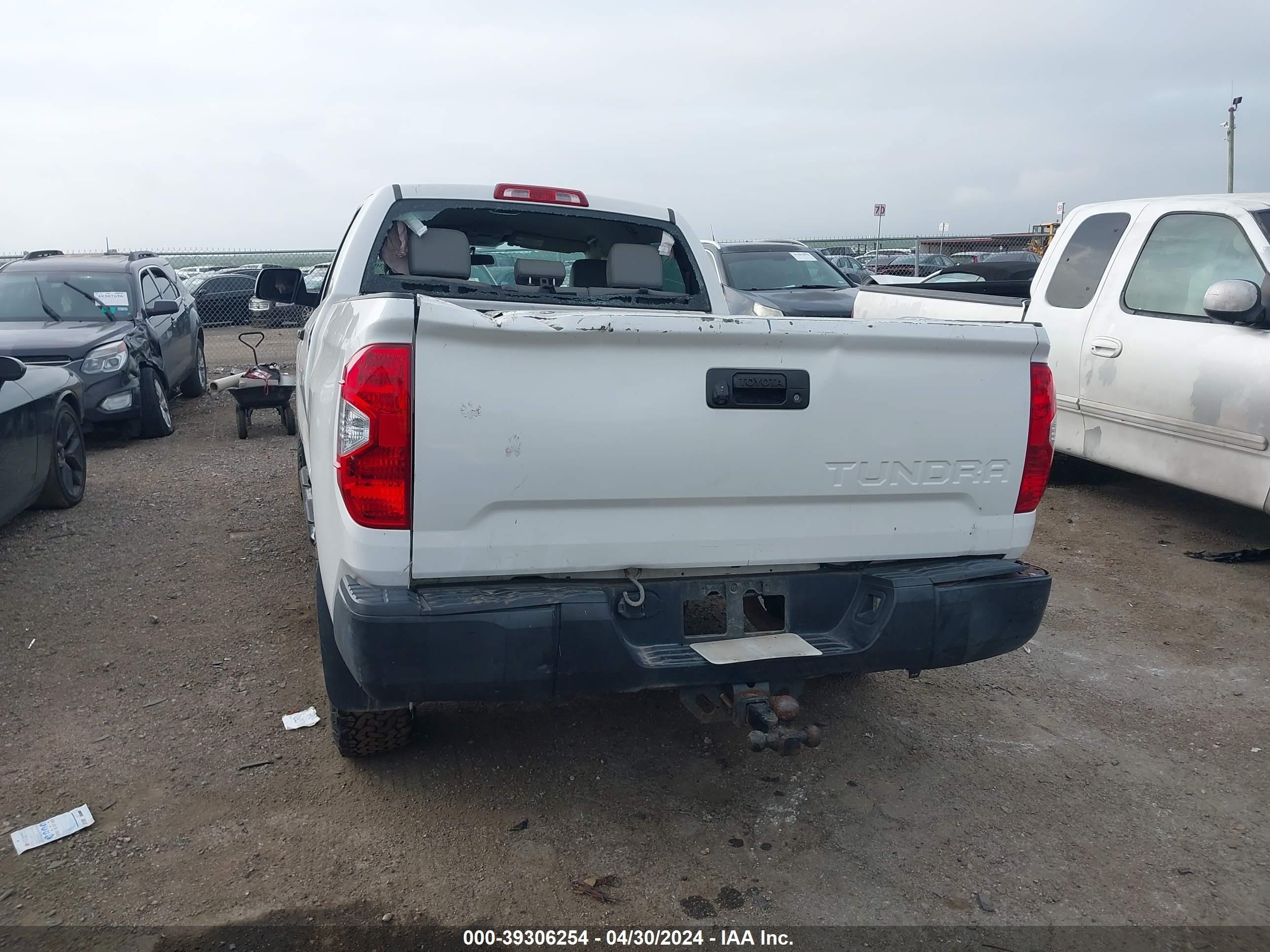 2014 Toyota Tundra Sr 4.6L V8 vin: 5TFRM5F12EX076438