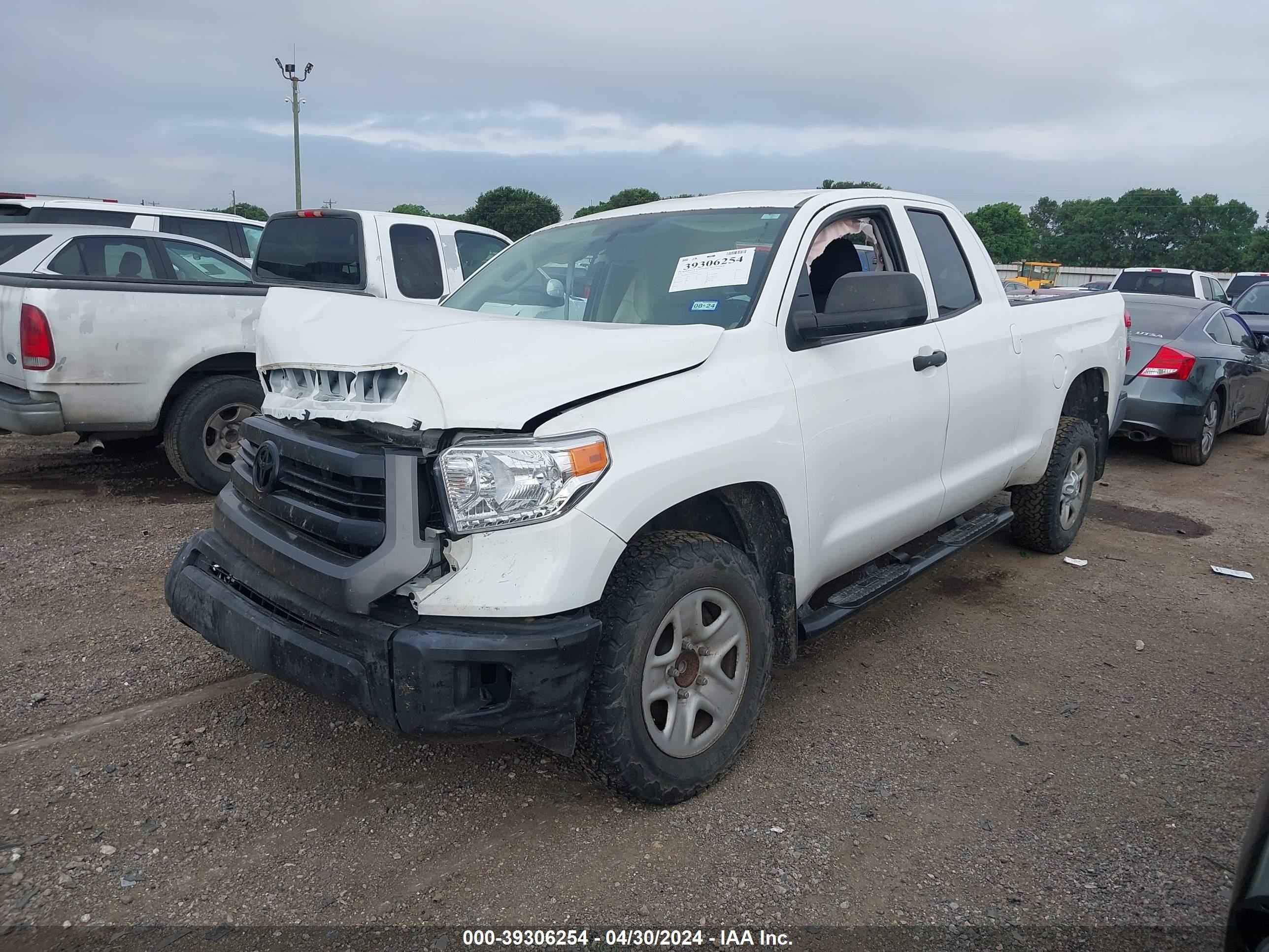 2014 Toyota Tundra Sr 4.6L V8 vin: 5TFRM5F12EX076438