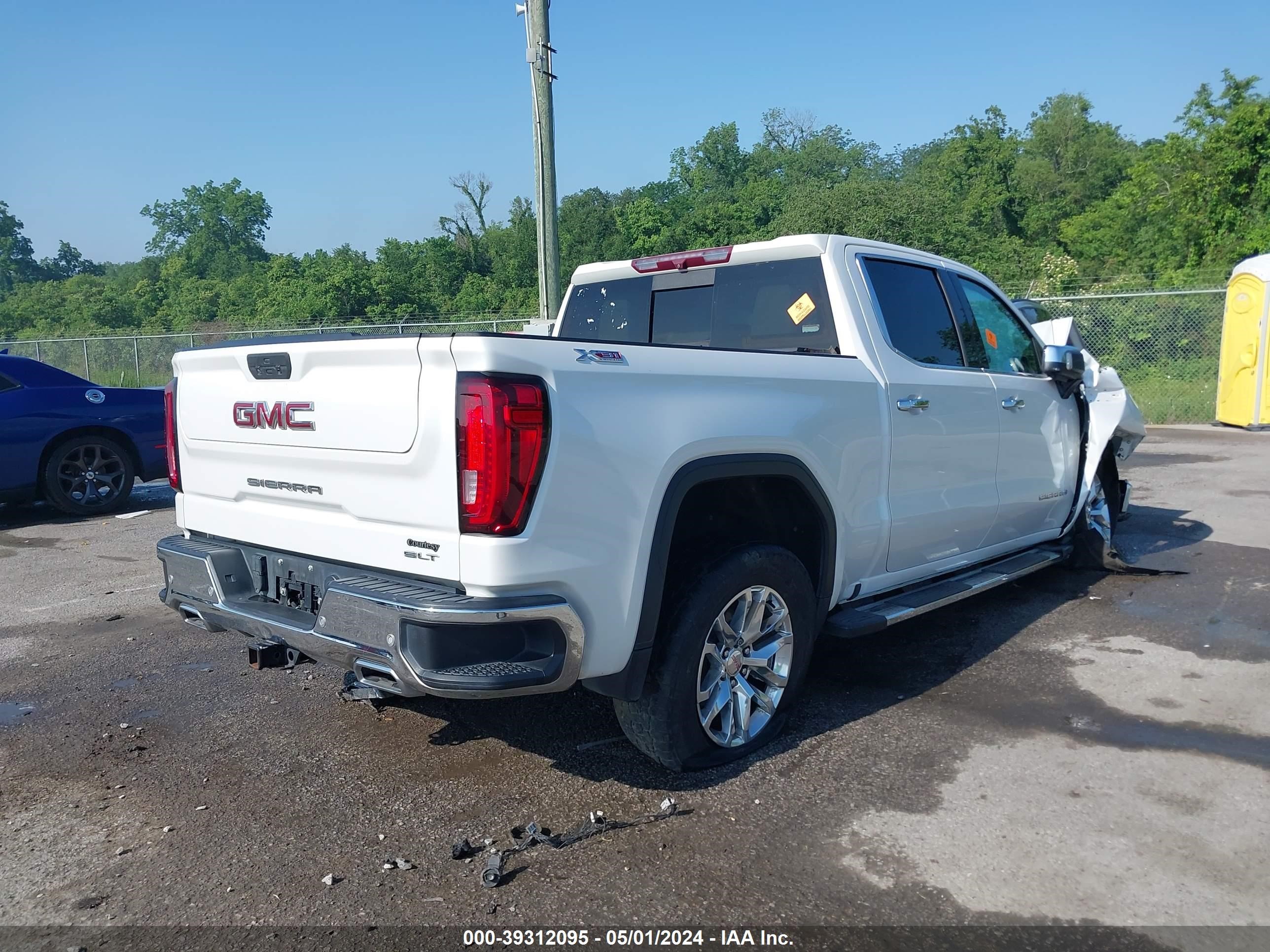 2020 GMC Sierra 1500 4Wd Short Box Slt vin: 3GTU9DET7LG117138