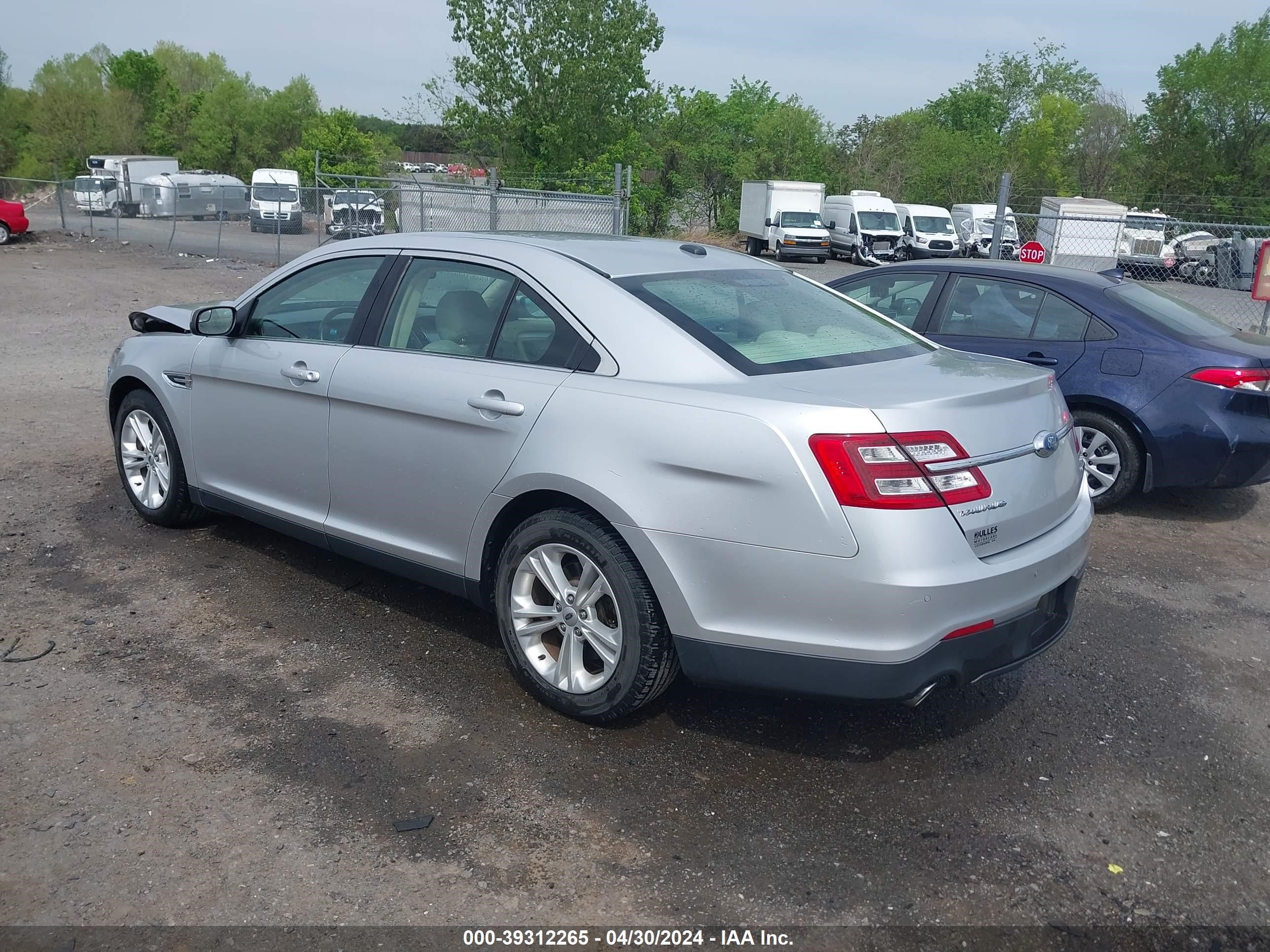 2015 Ford Taurus Sel vin: 1FAHP2E81FG189238