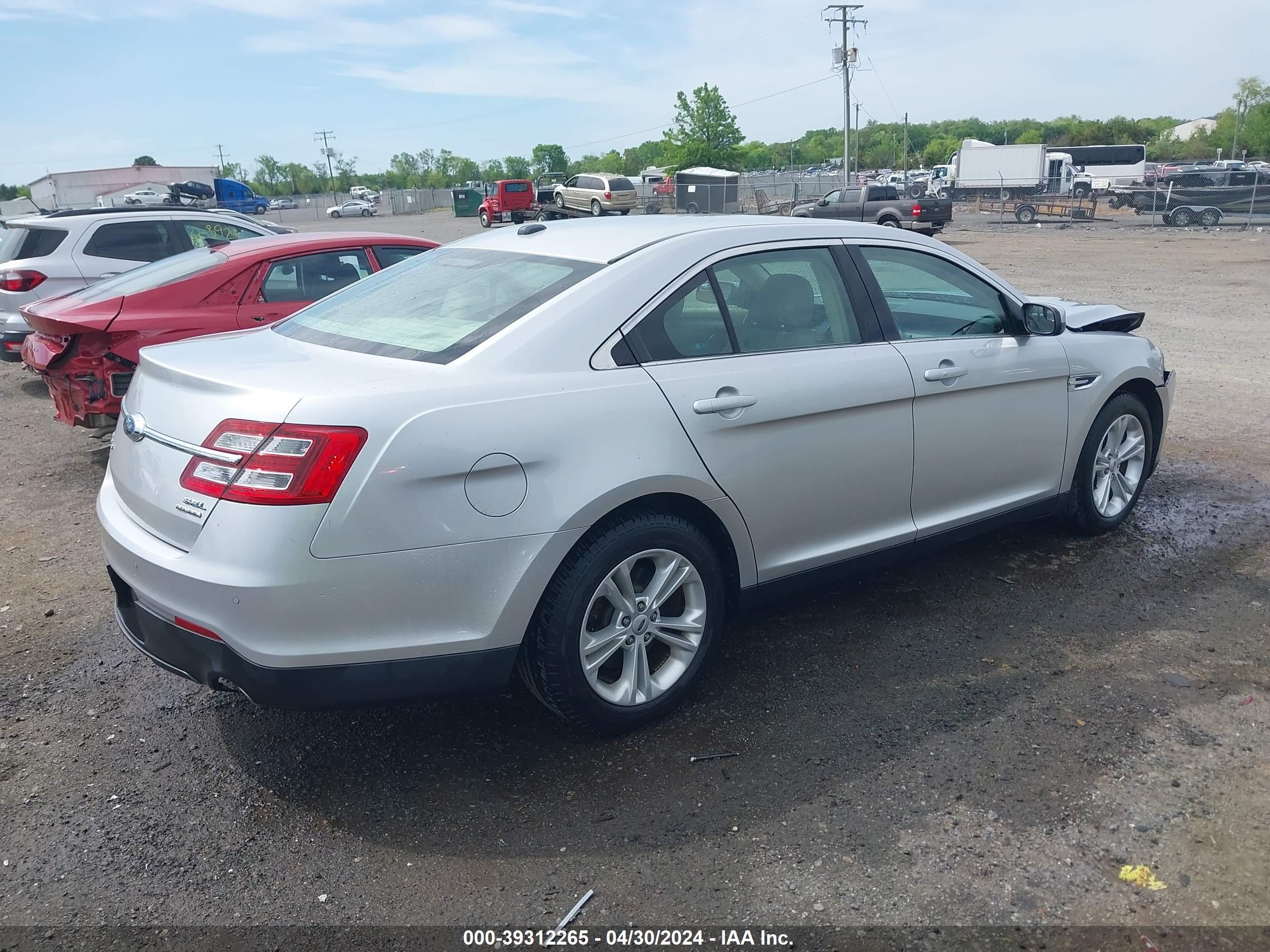 2015 Ford Taurus Sel vin: 1FAHP2E81FG189238