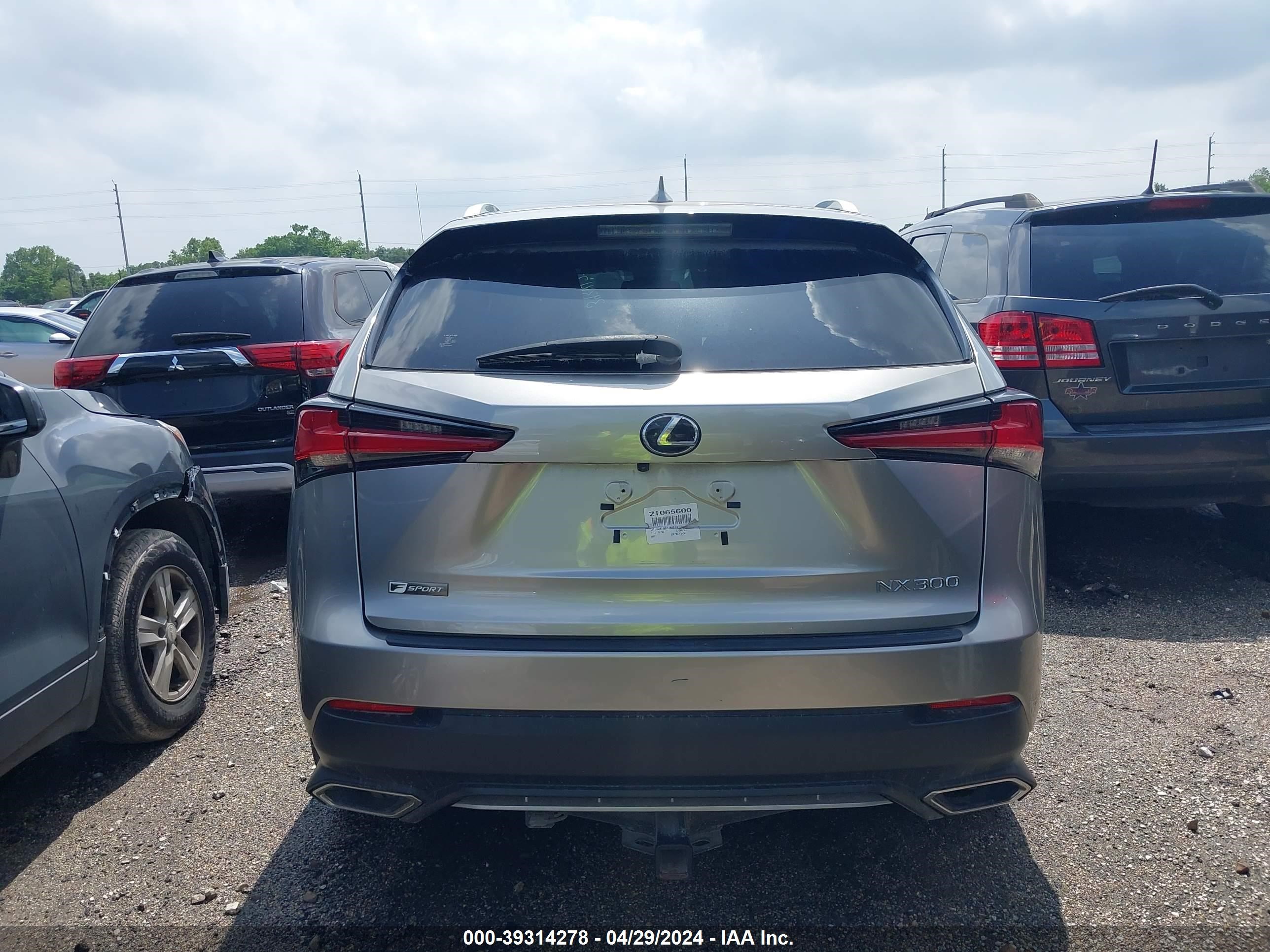 2021 Lexus Nx 300 F Sport vin: JTJSARBZ1M2181204