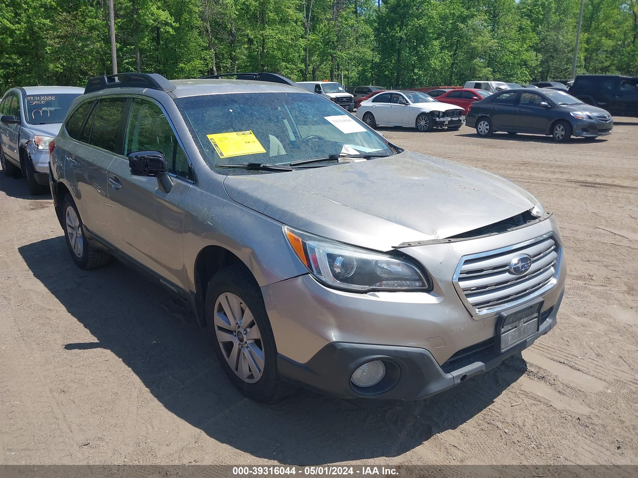 2015 Subaru Outback 2.5I Premium vin: 4S4BSACC1F3244385