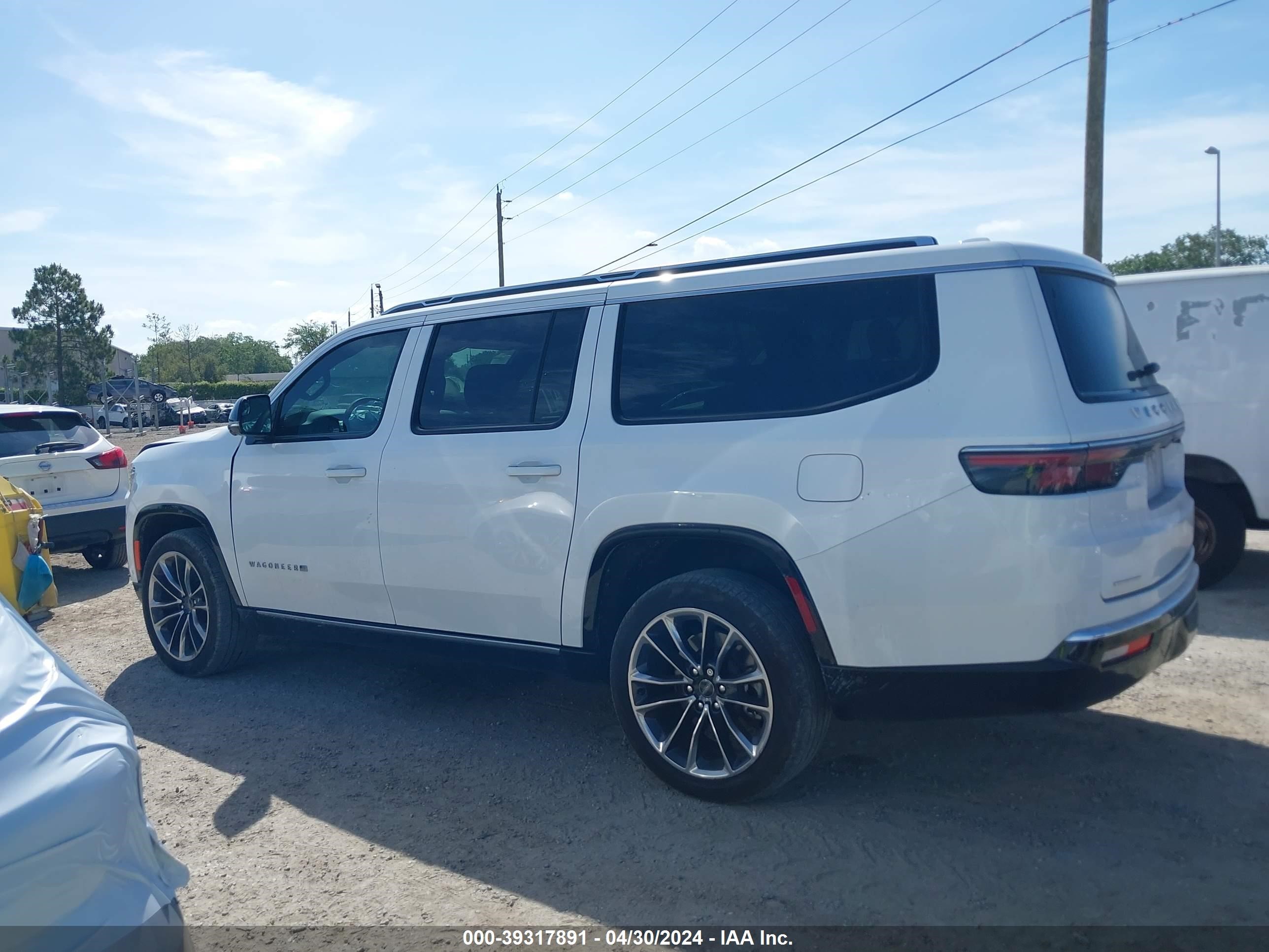 2023 Jeep Wagoneer L Series Iii 4X4 vin: 1C4SJSDPXPS503025