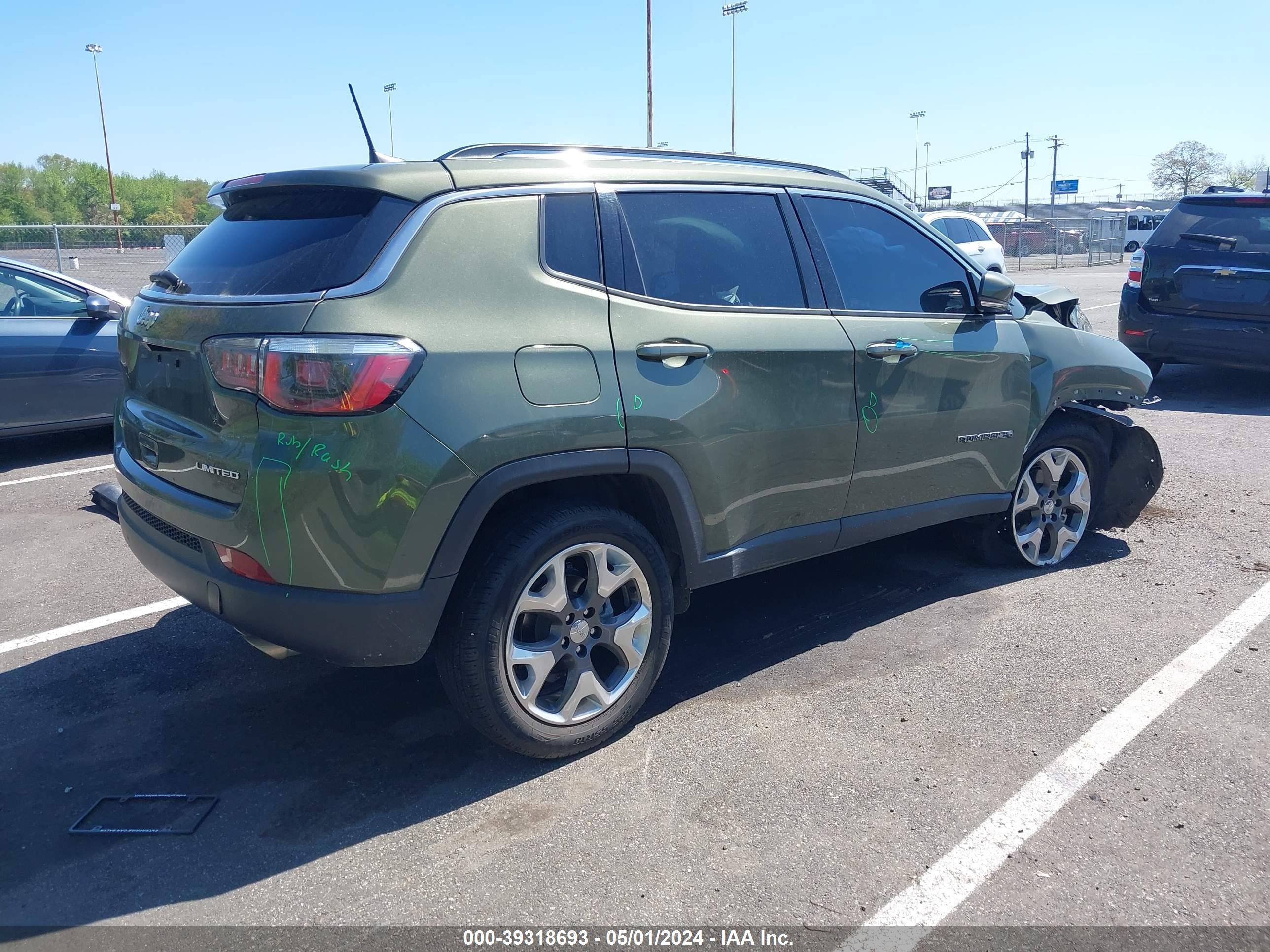 2020 Jeep Compass Limited 4X4 vin: 3C4NJDCB4LT178475