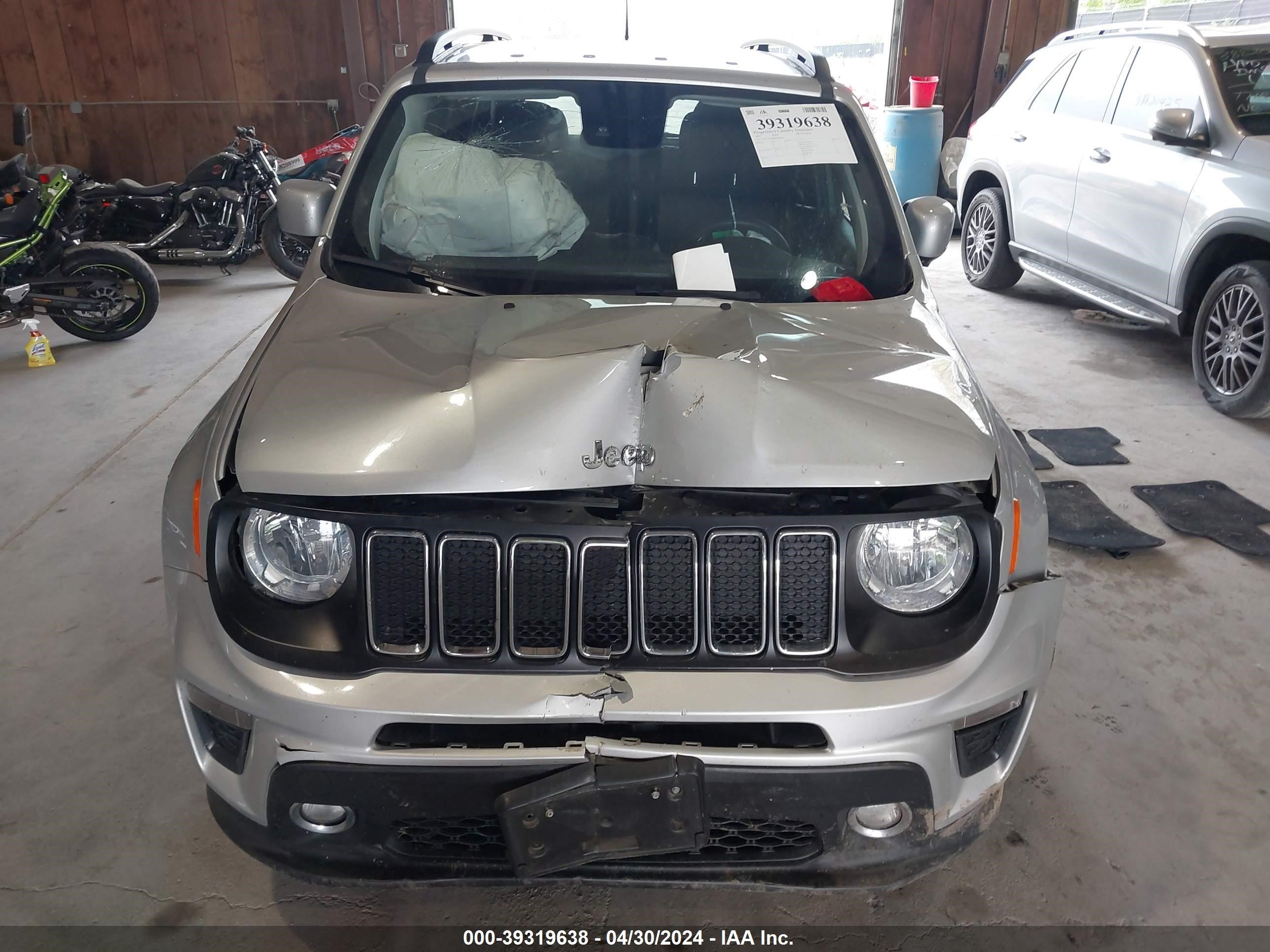 2021 Jeep Renegade Latitude Fwd vin: ZACNJCBB8MPN28028