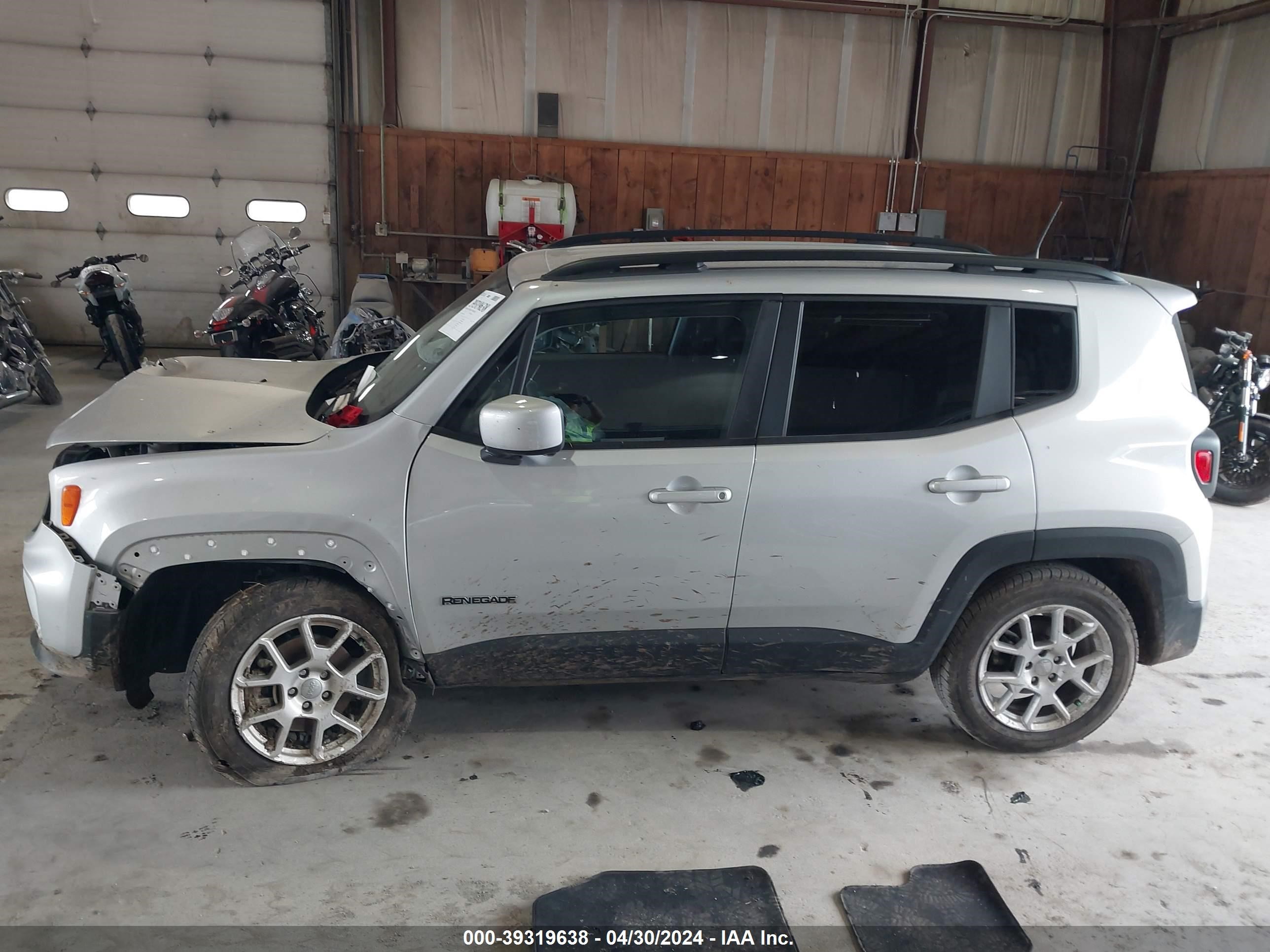 2021 Jeep Renegade Latitude Fwd vin: ZACNJCBB8MPN28028