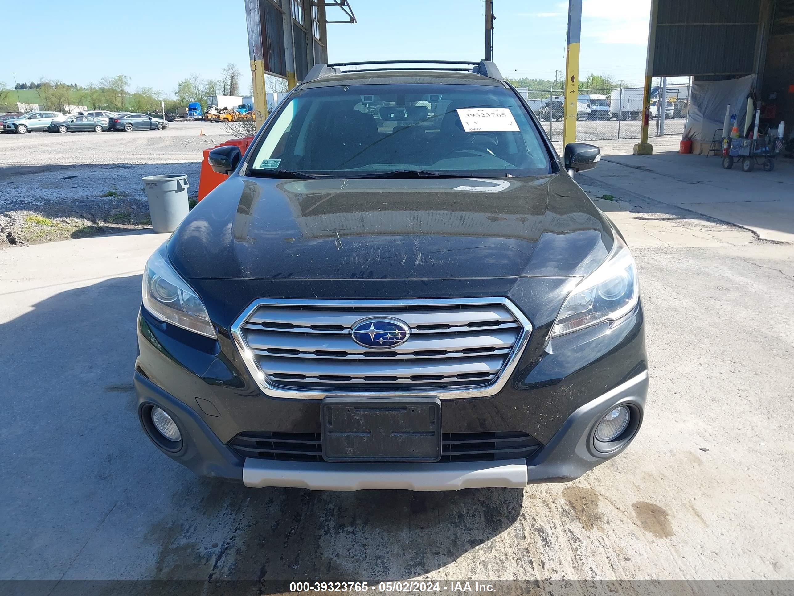 2017 Subaru Outback 2.5I Limited vin: 4S4BSANCXH3425002