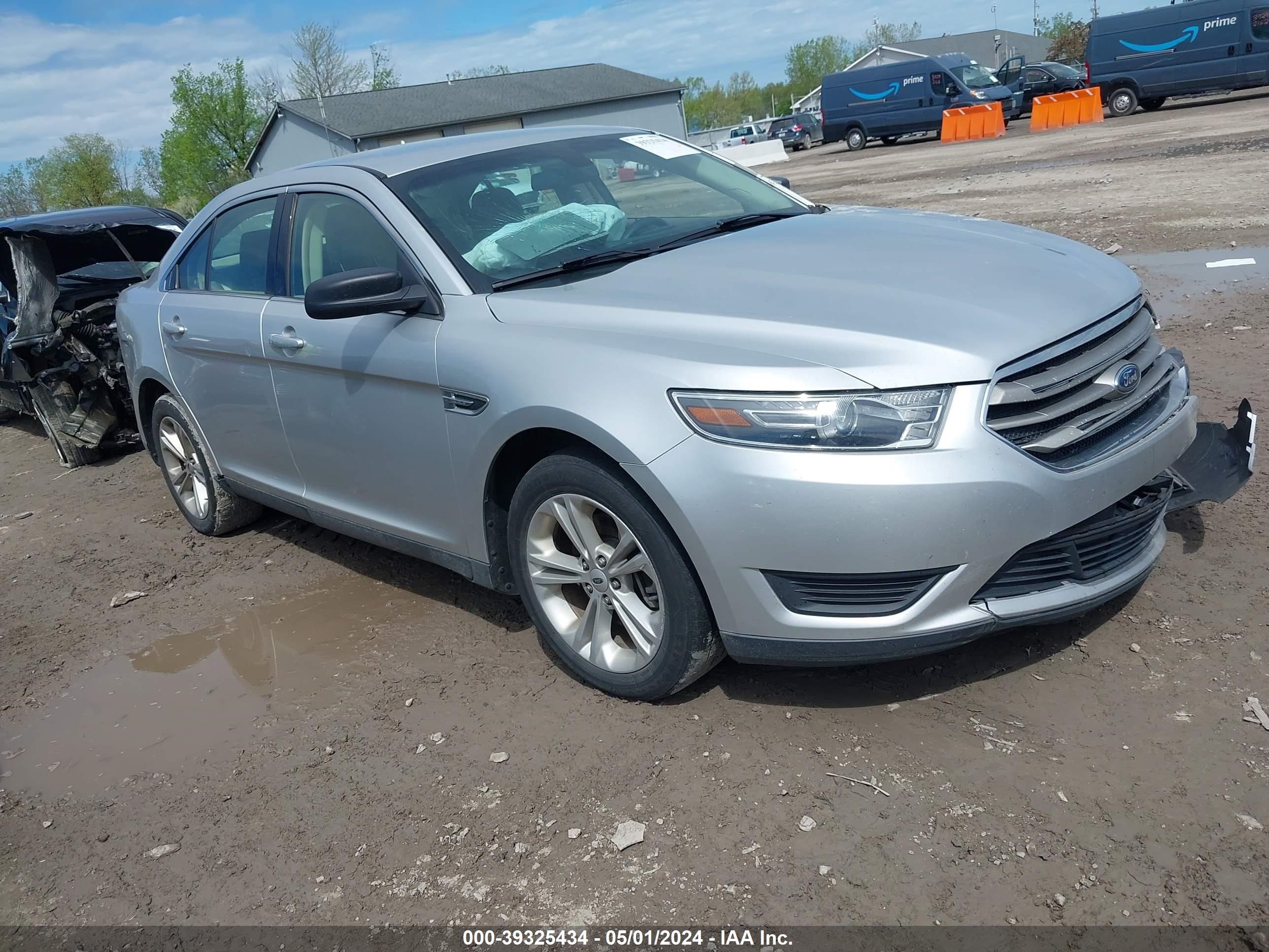 2018 Ford Taurus Se vin: 1FAHP2D8XJG136791