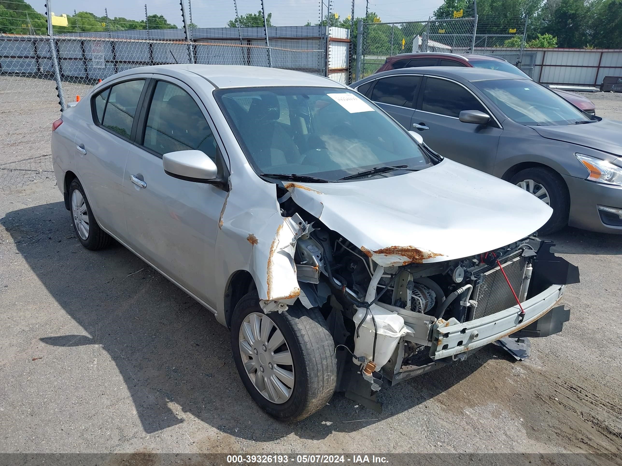 2016 Nissan Versa 1.6 Sv vin: 3N1CN7AP3GL884423