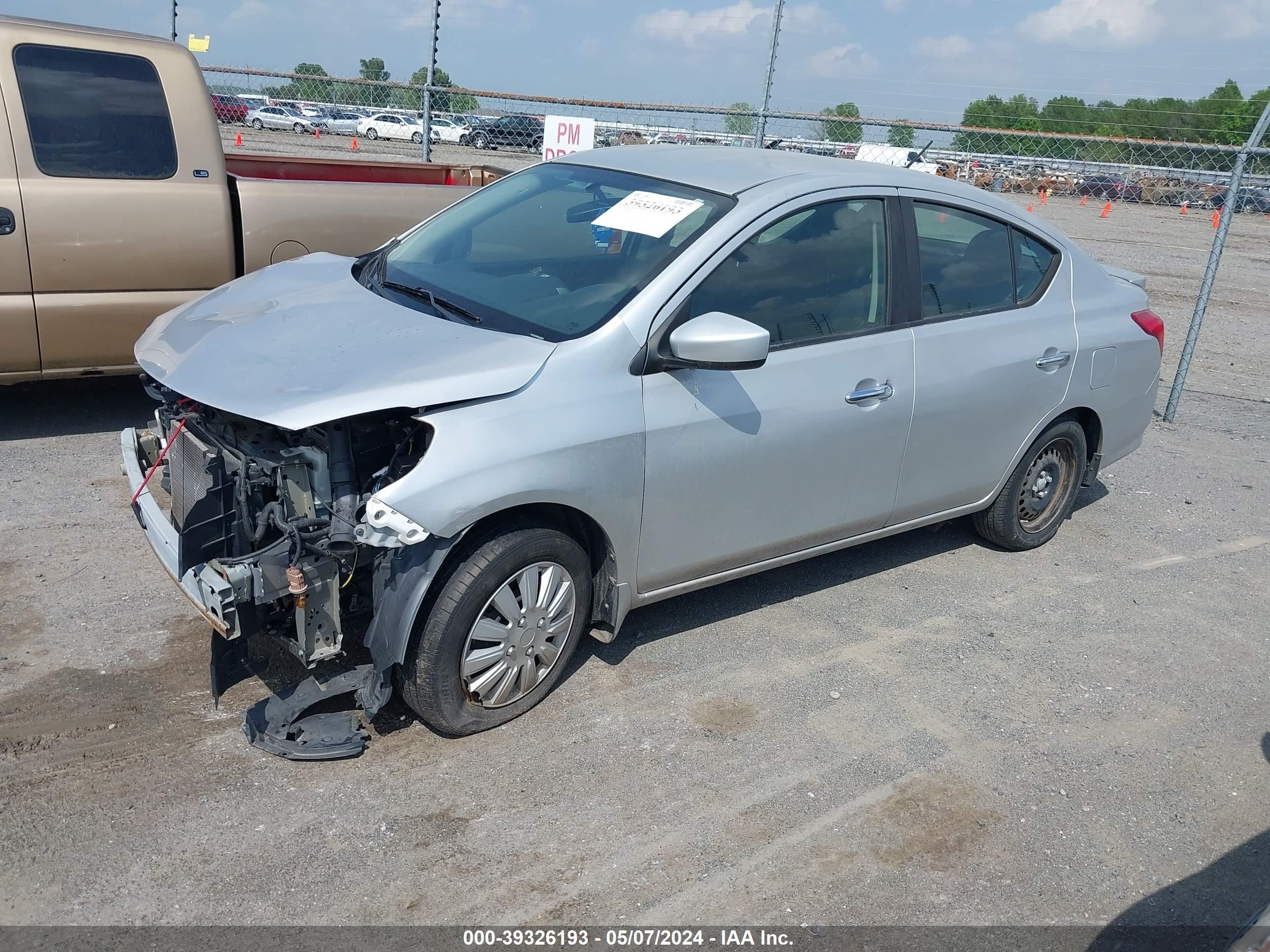 2016 Nissan Versa 1.6 Sv vin: 3N1CN7AP3GL884423