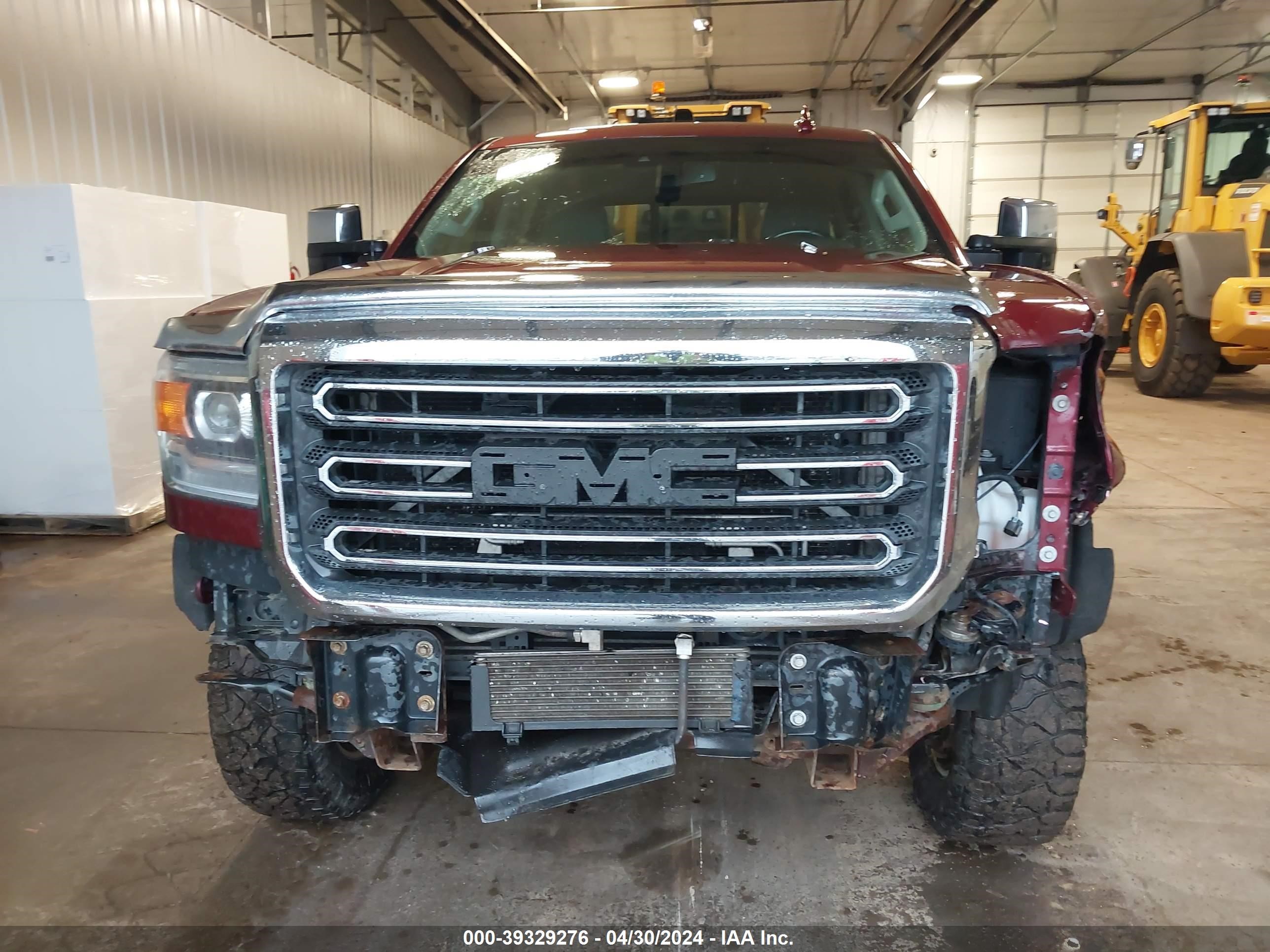 2015 GMC Sierra 2500Hd Denali vin: 1GT120E84FF533505