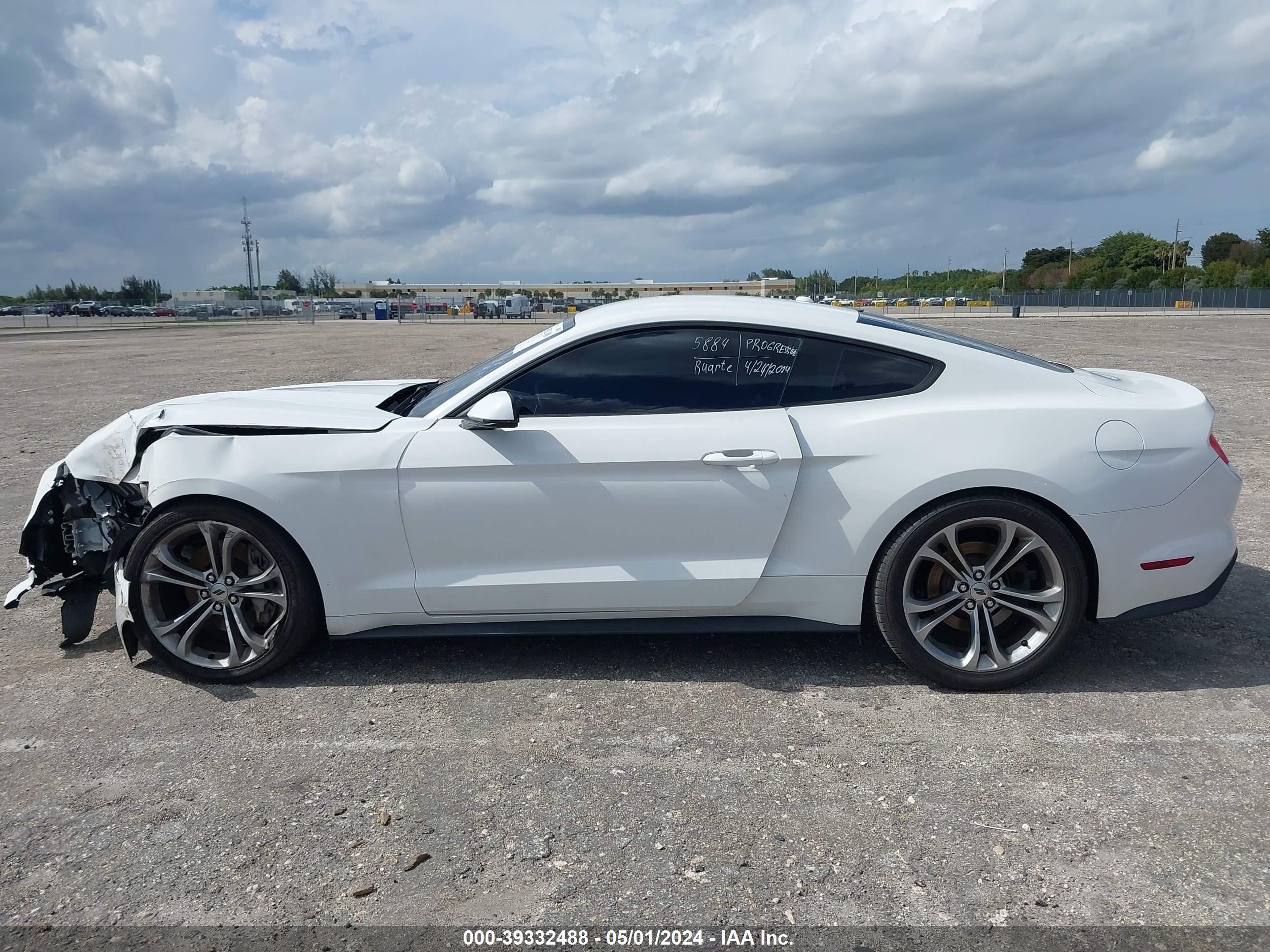 2017 Ford Mustang Ecoboost vin: 1FA6P8TH6H5358794