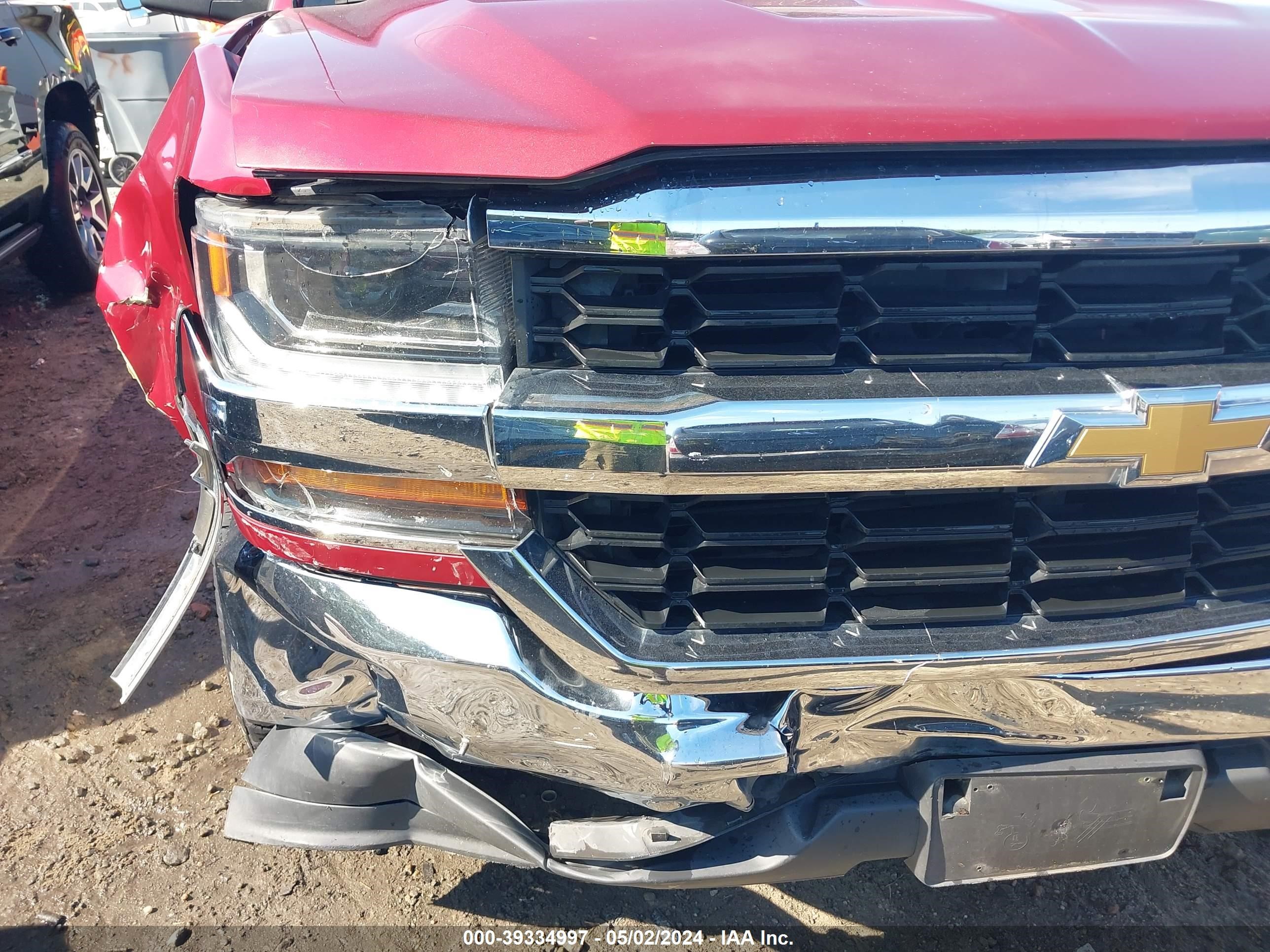 2018 Chevrolet Silverado 1500 1Lt vin: 3GCPCREH8JG283737