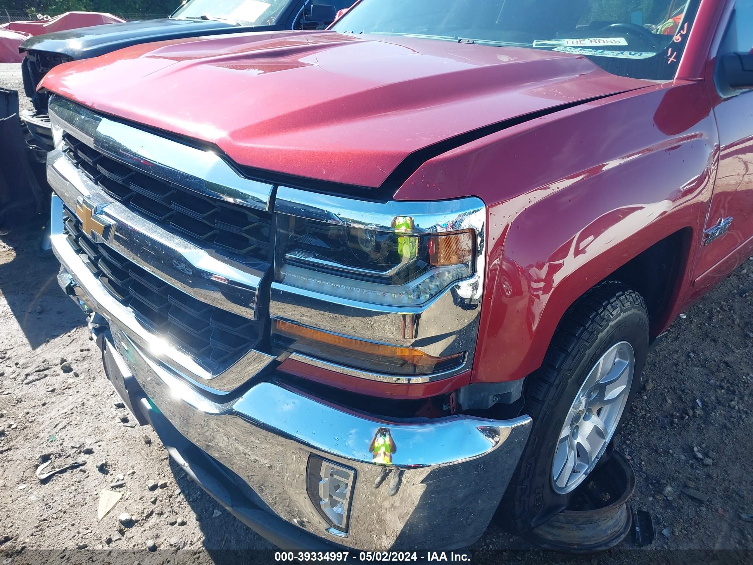 2018 Chevrolet Silverado 1500 1Lt vin: 3GCPCREH8JG283737