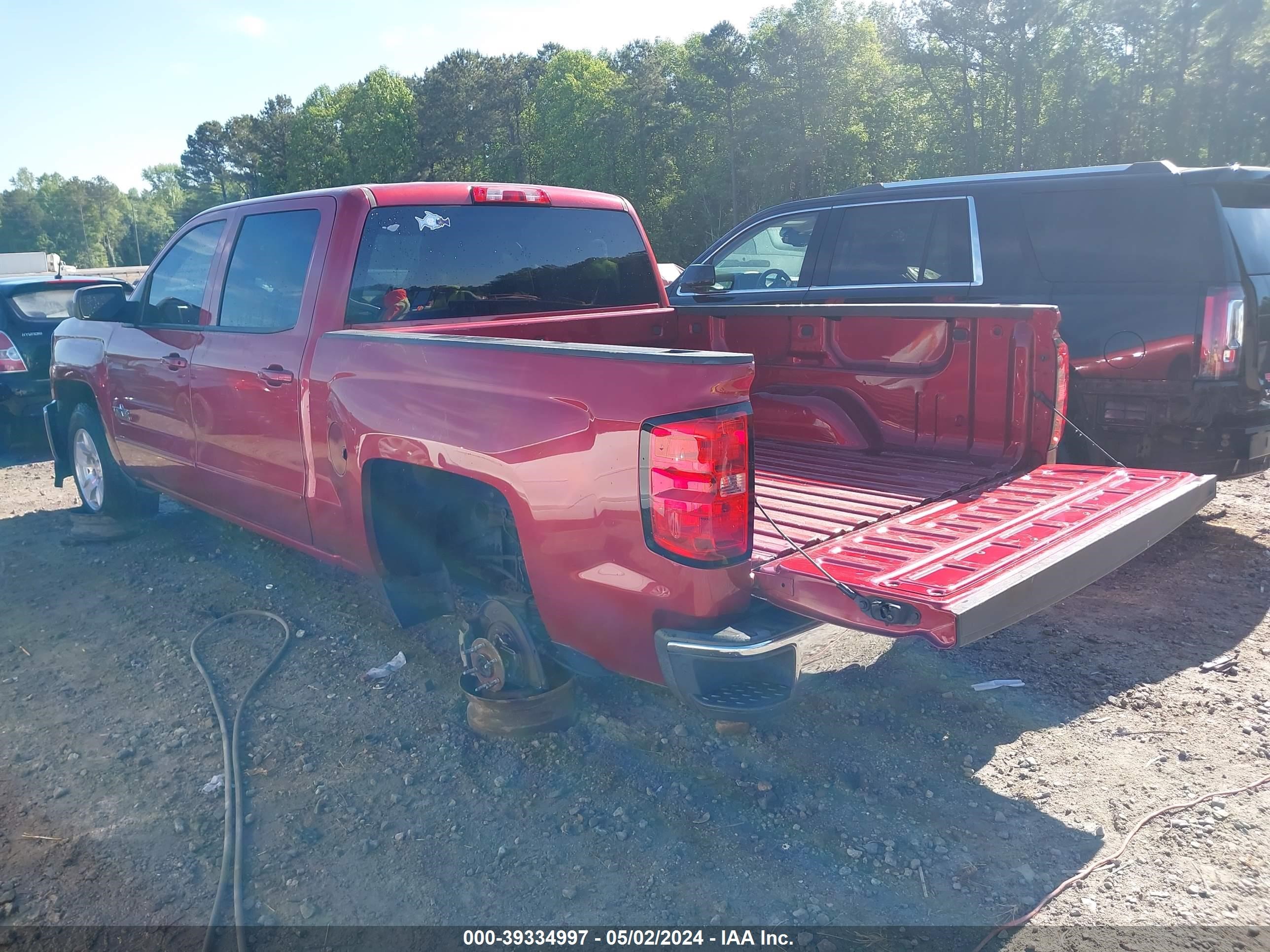 2018 Chevrolet Silverado 1500 1Lt vin: 3GCPCREH8JG283737