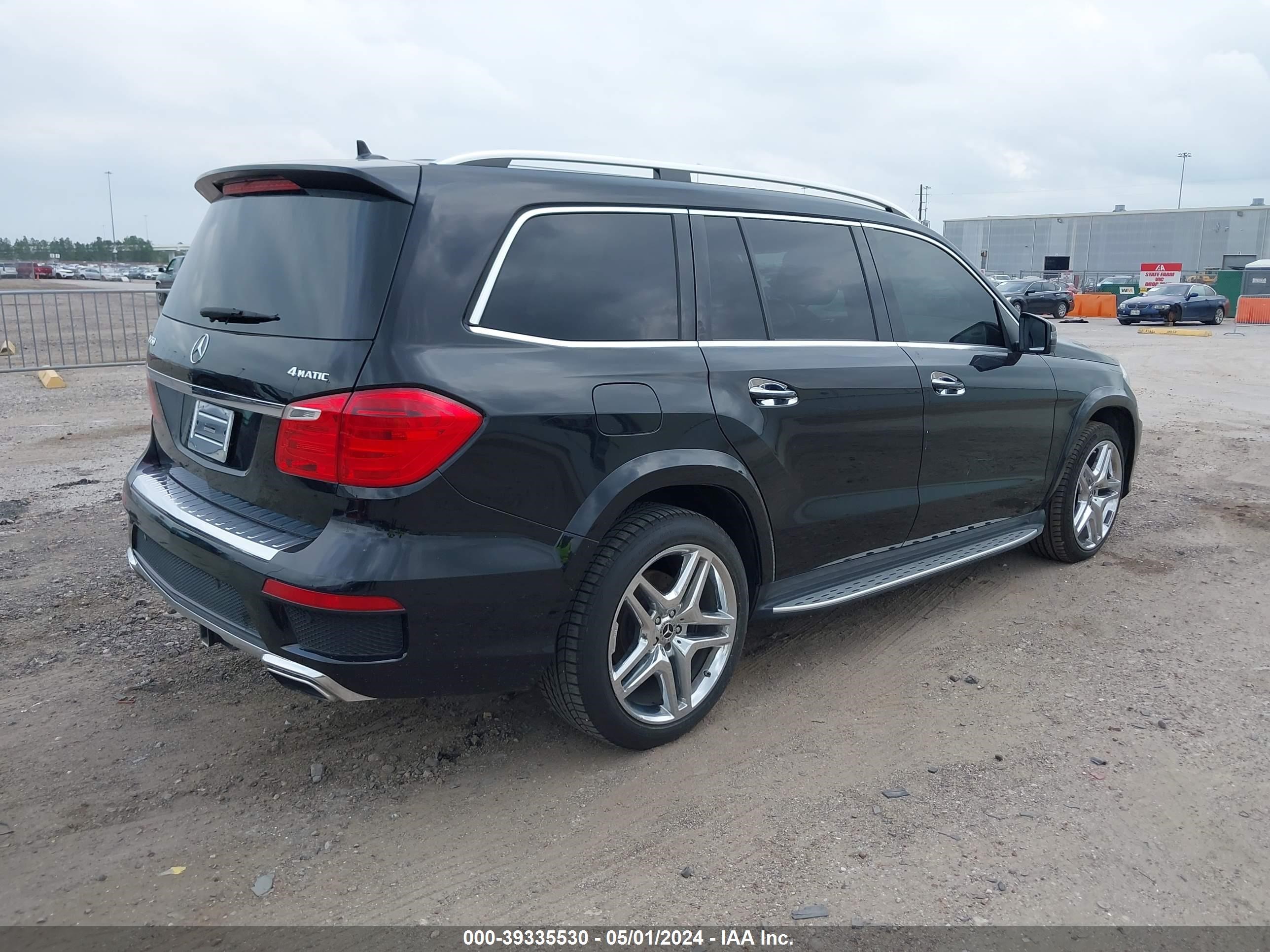 2013 Mercedes-Benz Gl 550 4Matic vin: 4JGDF7DEXDA157304