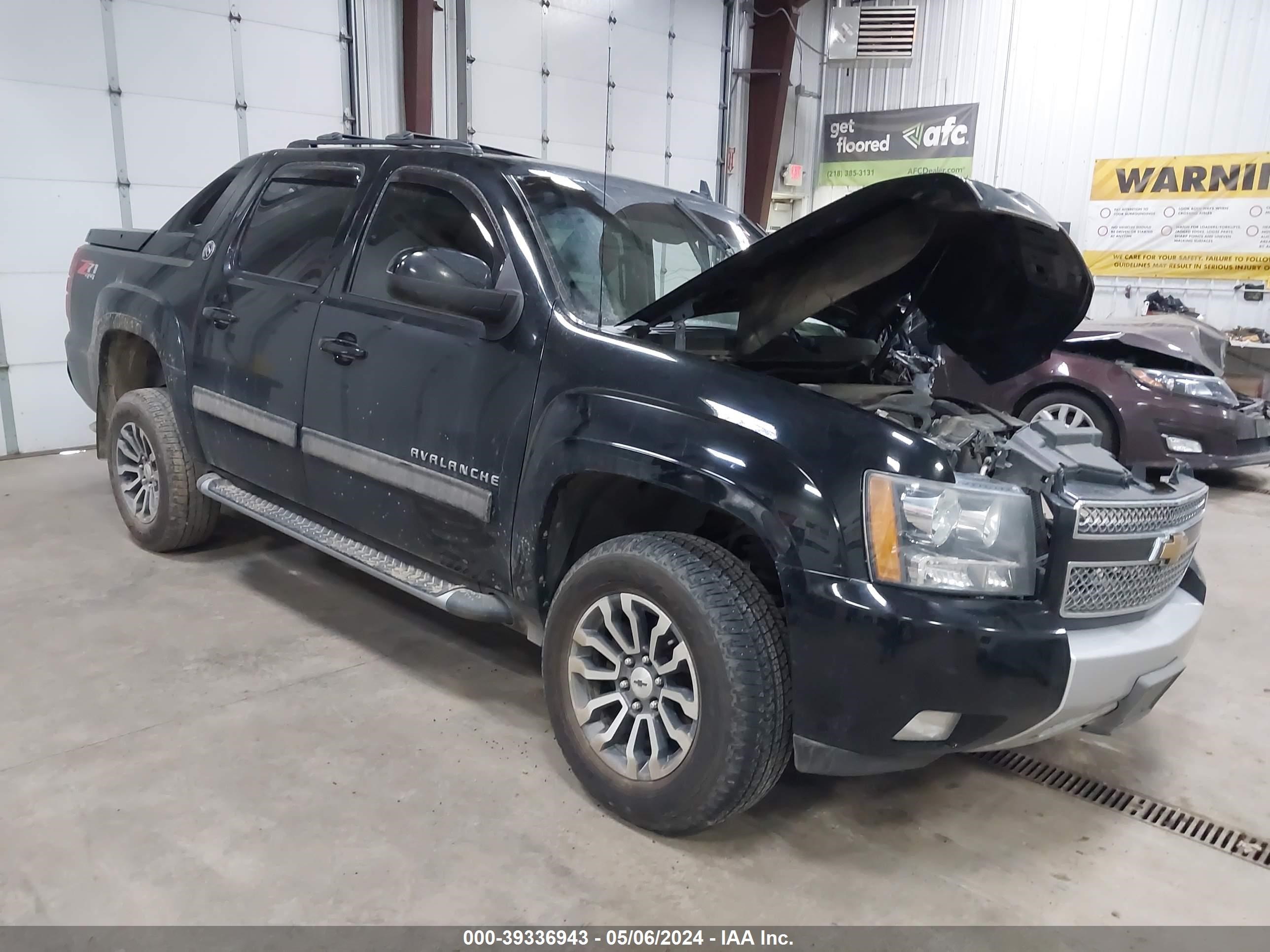 2013 Chevrolet Avalanche Lt vin: 3GNTKFE78DG135333