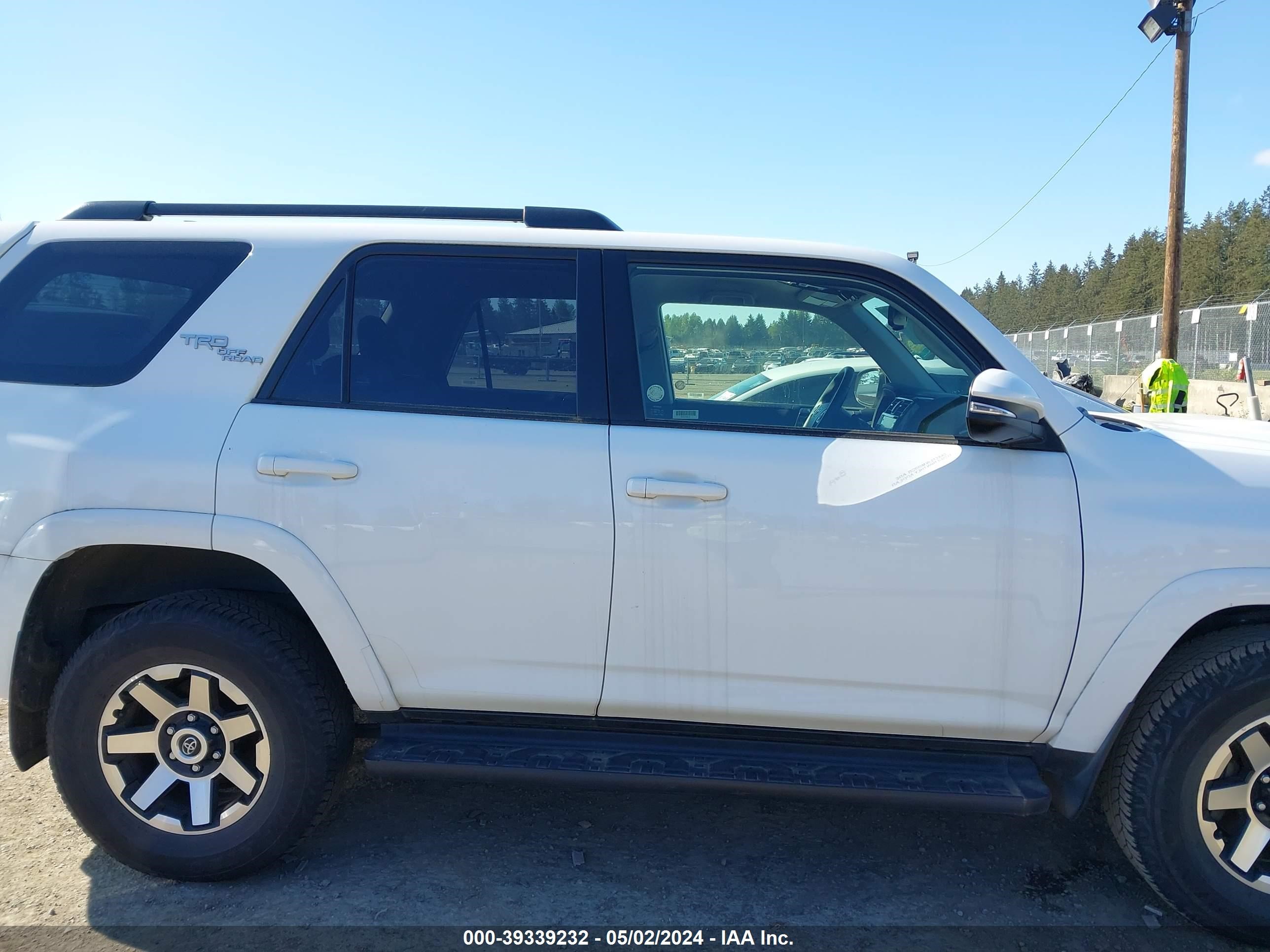 2022 Toyota 4Runner Trd Off Road Premium vin: JTERU5JR7N6052506