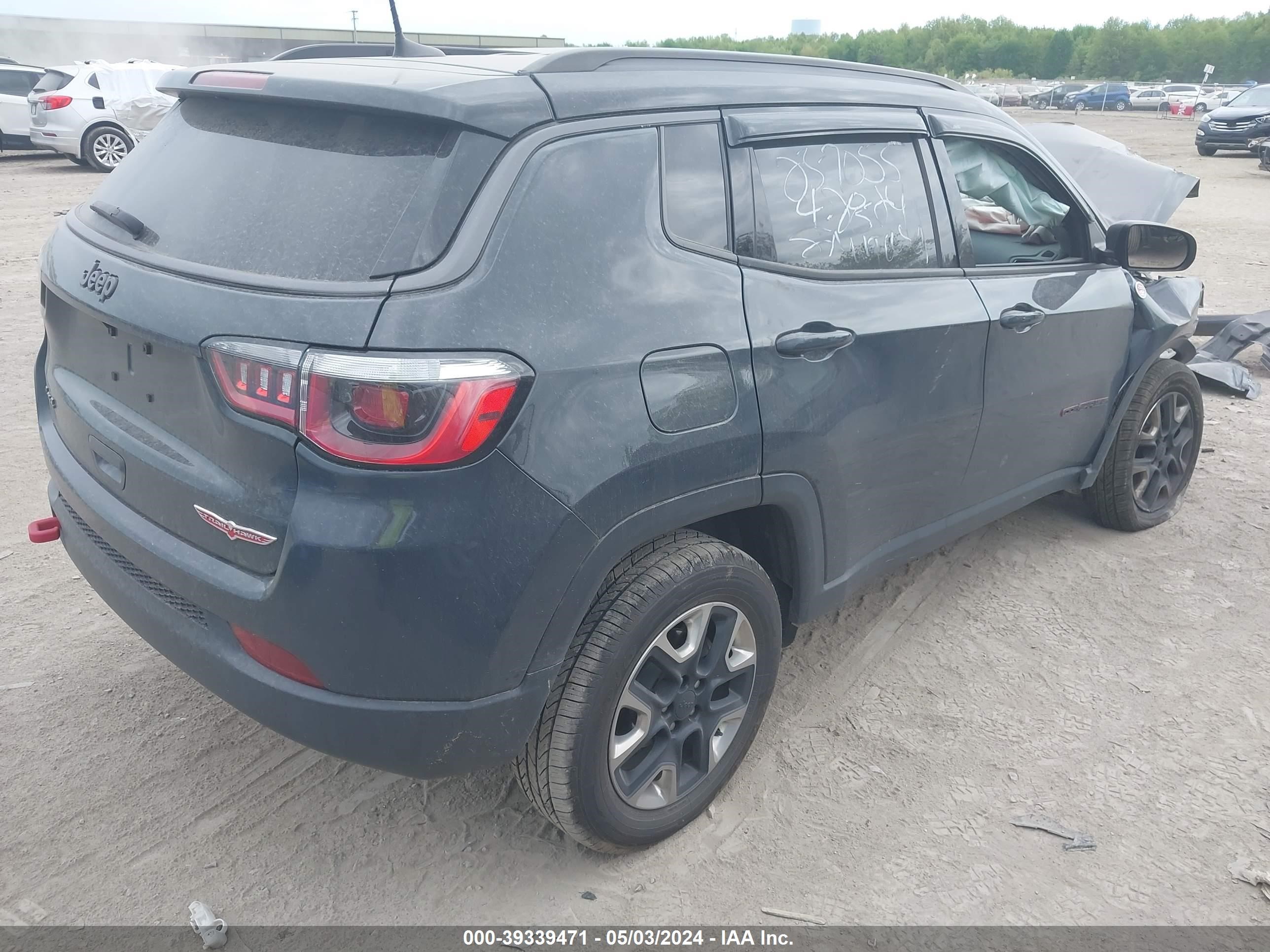 2018 Jeep Compass Trailhawk 4X4 vin: 3C4NJDDB5JT259187