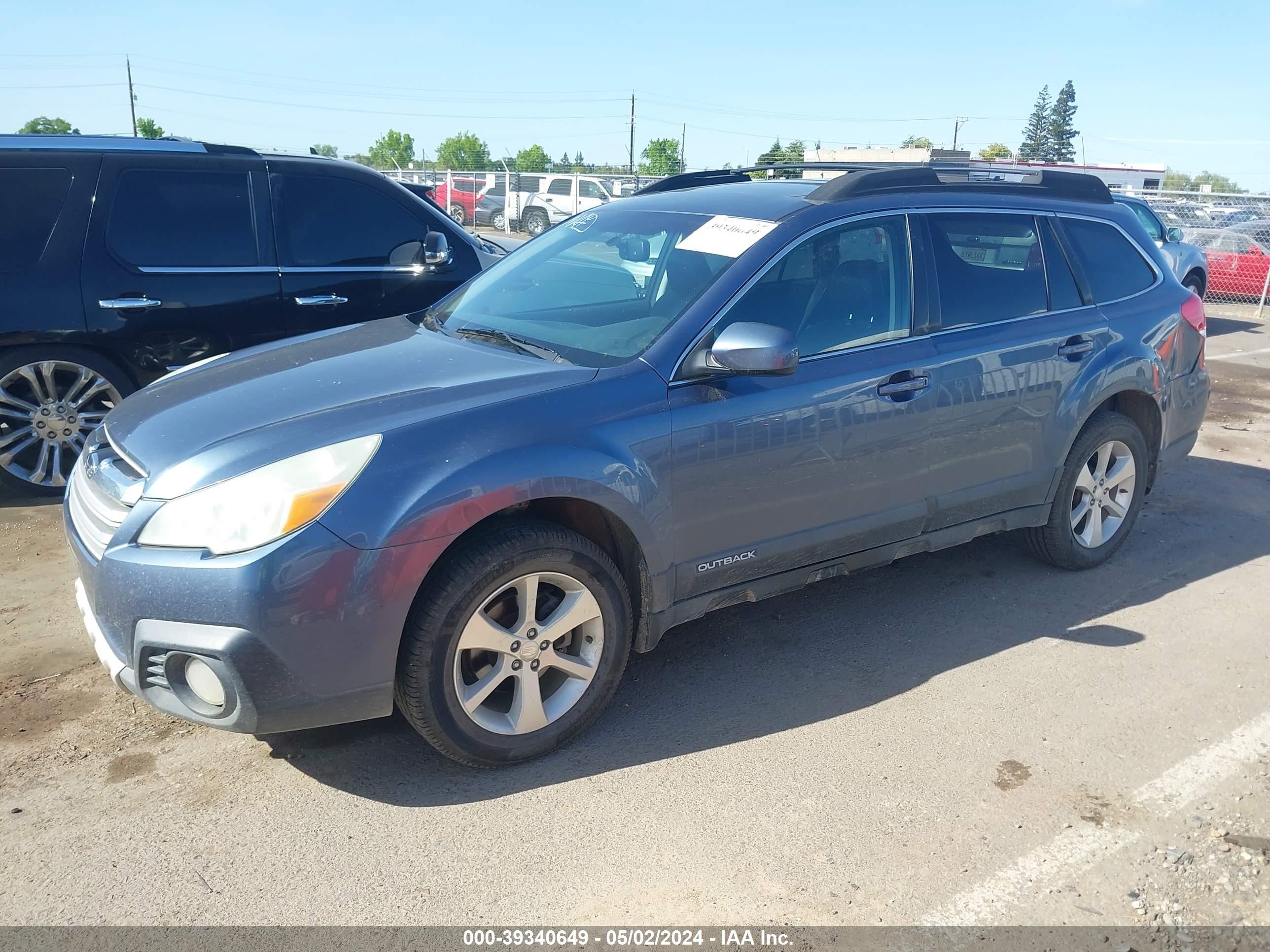 2013 Subaru Outback 2.5I Limited vin: 4S4BRBKC6D3275339