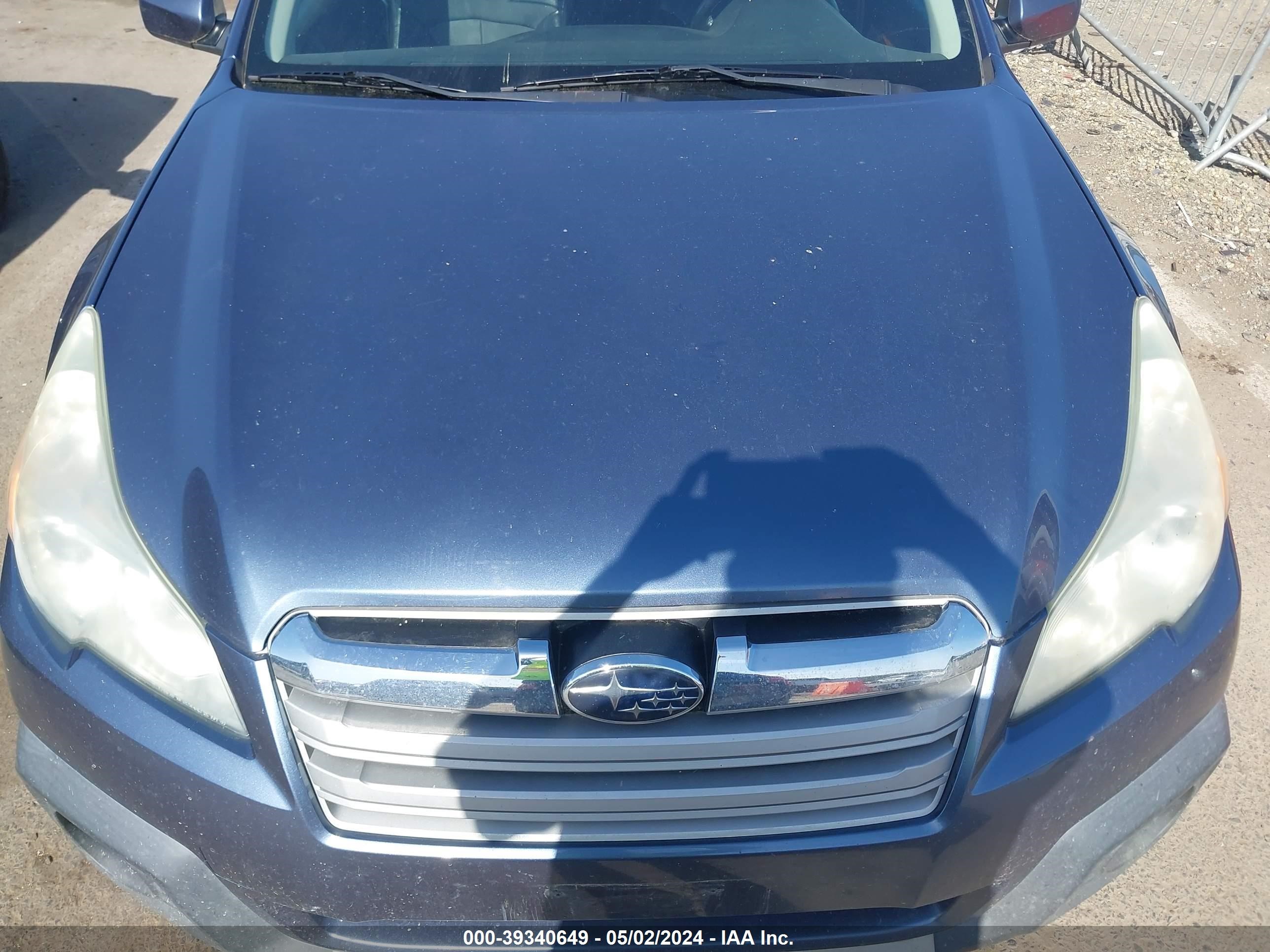 2013 Subaru Outback 2.5I Limited vin: 4S4BRBKC6D3275339