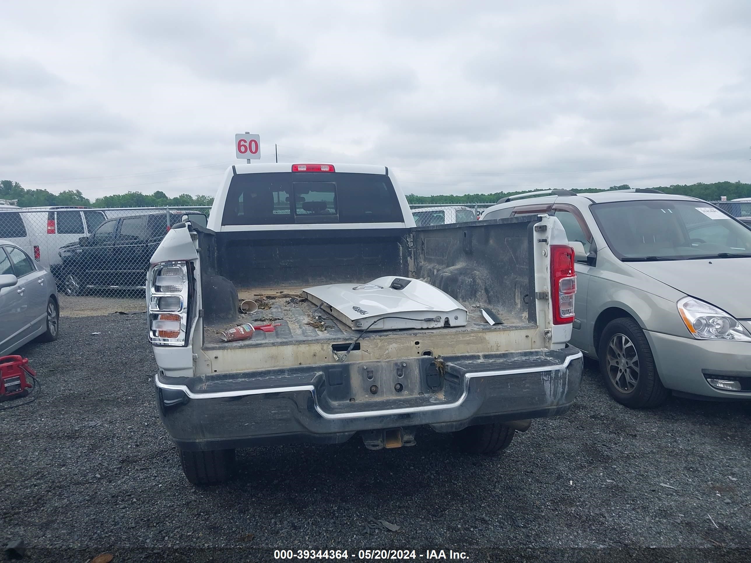 2022 Ram 2500 Tradesman 4X4 8' Box vin: 3C6UR5HJ0NG170421